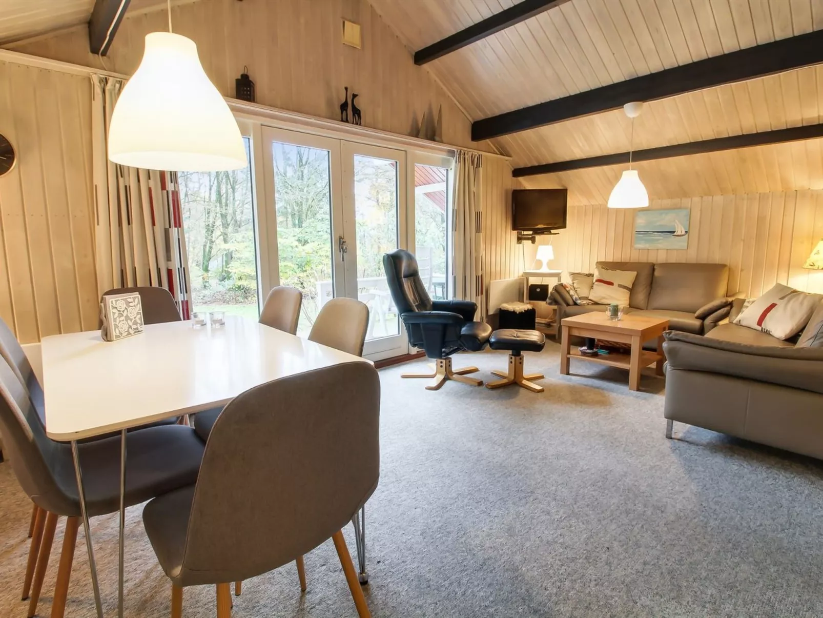 "Rentje" - 31km from the sea-Binnen