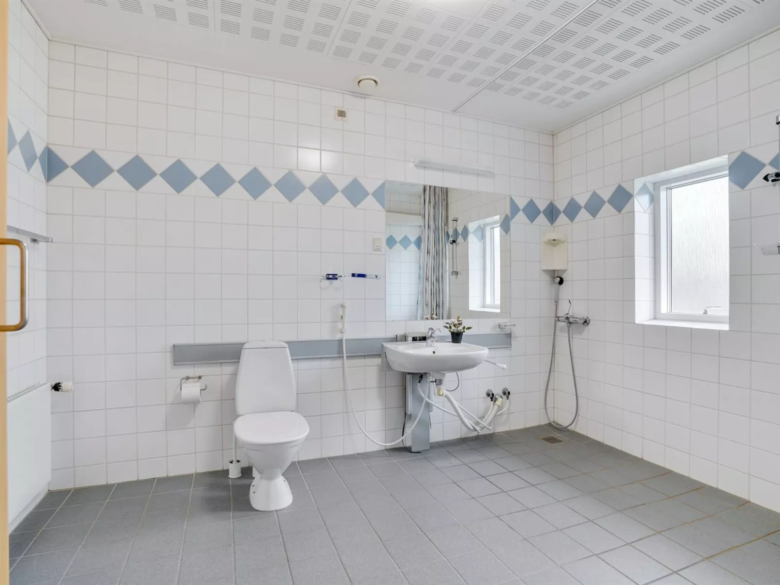 "Martinus" - 5.5km from the sea-Binnen