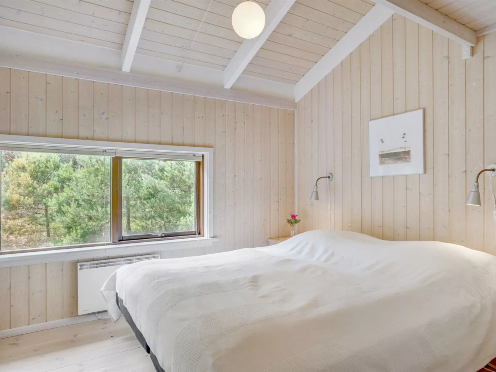 "Mine" - 300m from the sea-Binnen