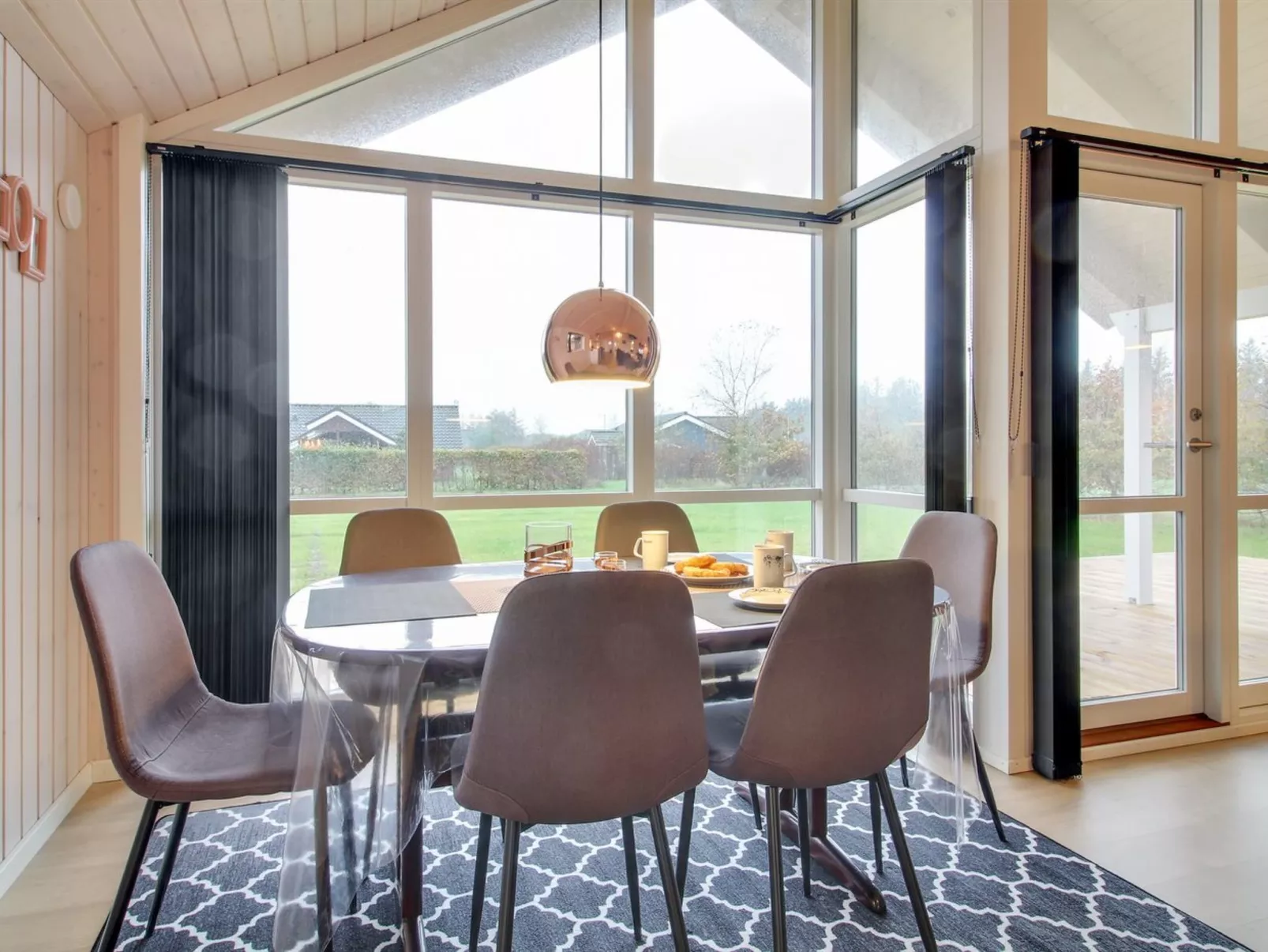 "Gertrude" - 1.1km to the fjord-Binnen