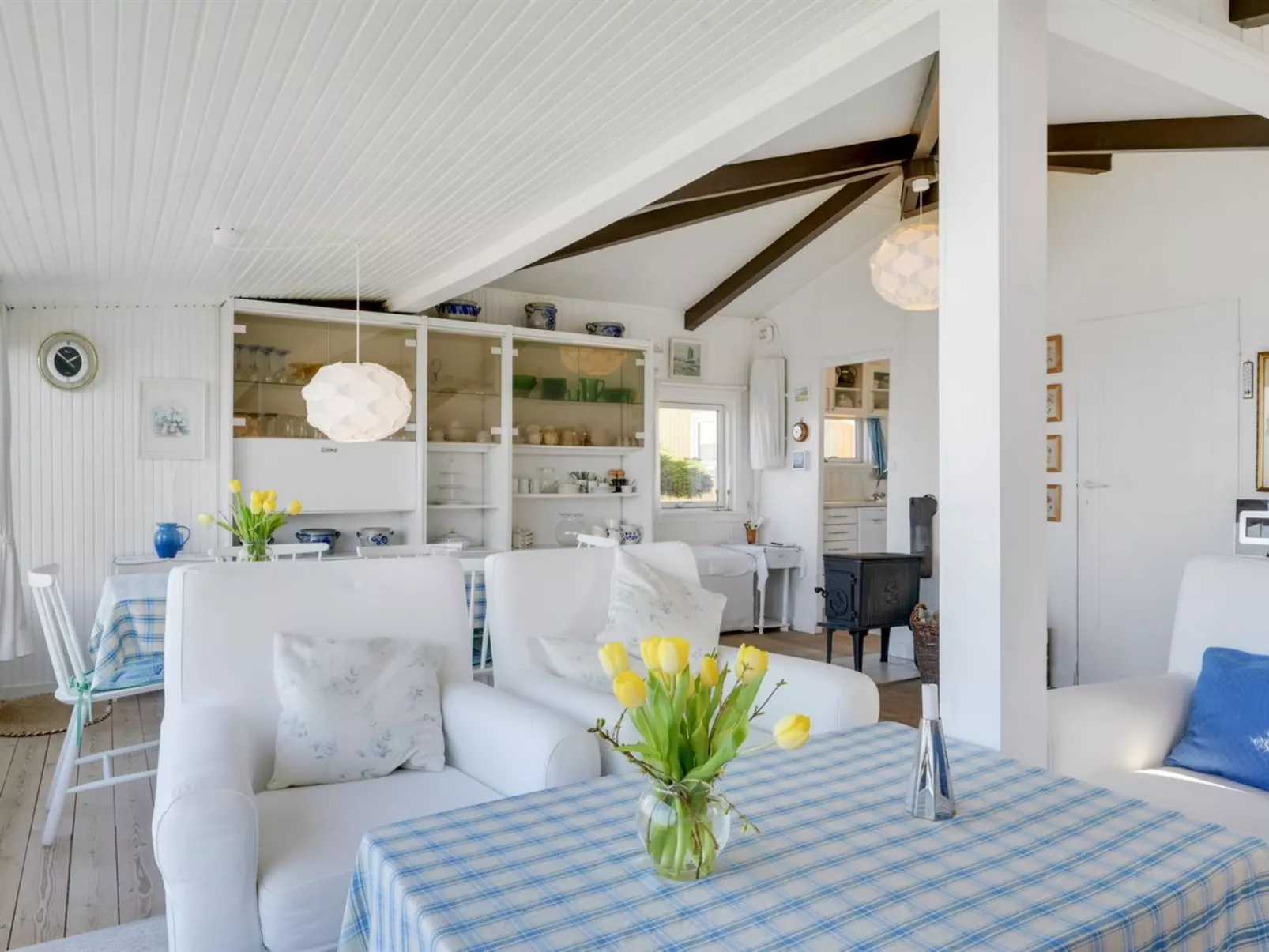 "Orwik" - 30m from the sea-Binnen