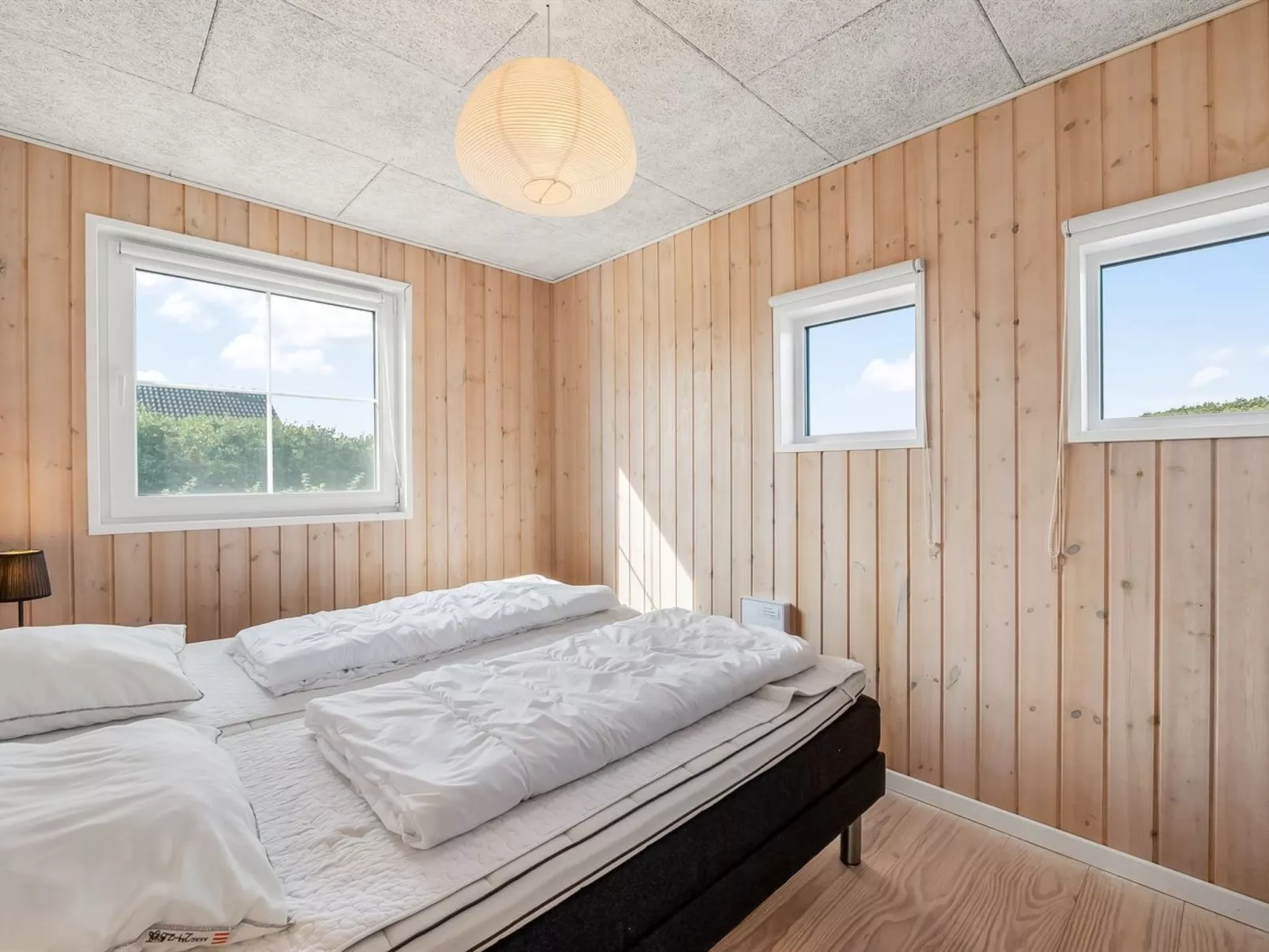 "Holm" - 700m to the fjord-Binnen