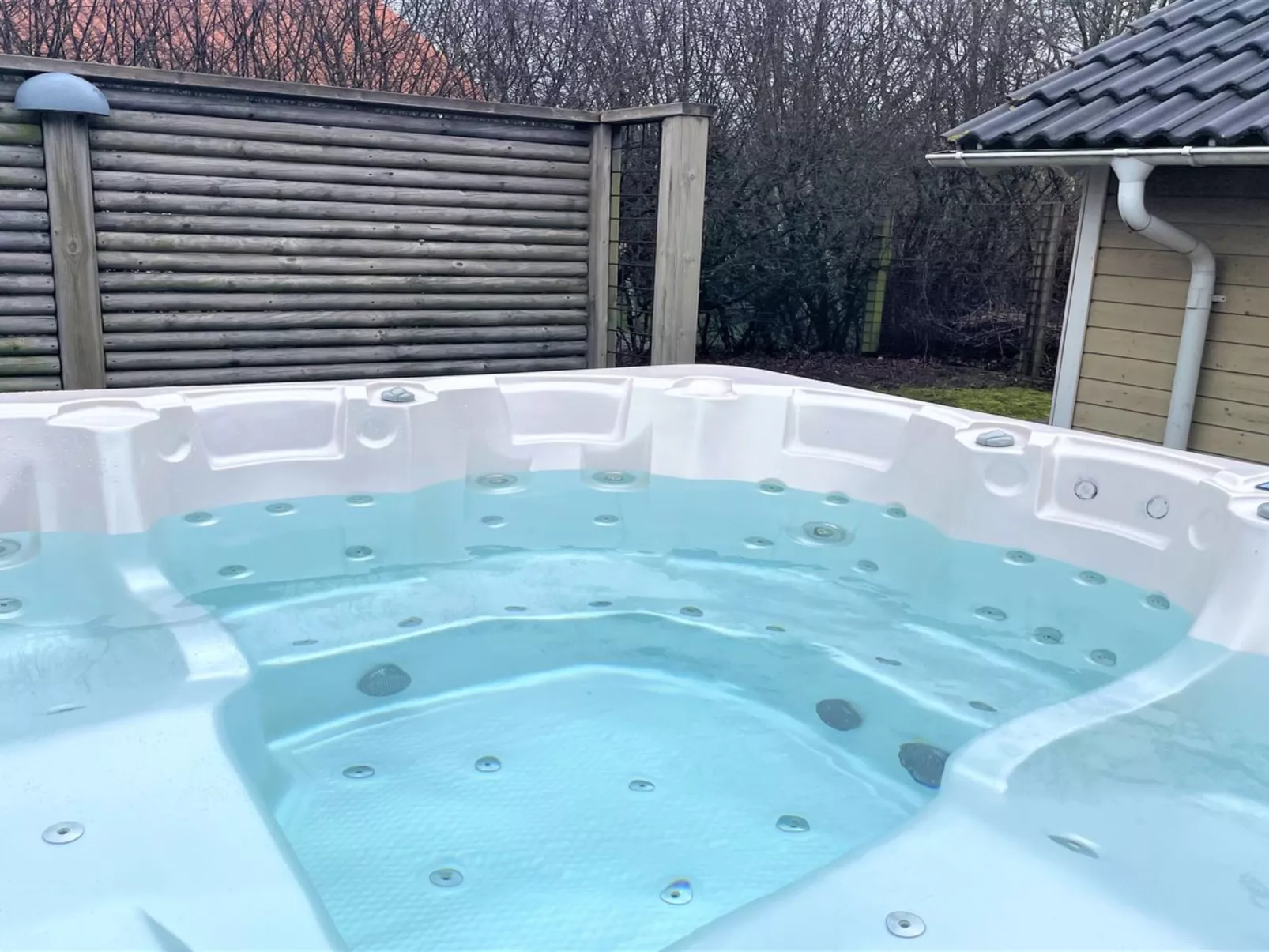 "Clarina" - 800m to the fjord-Binnen