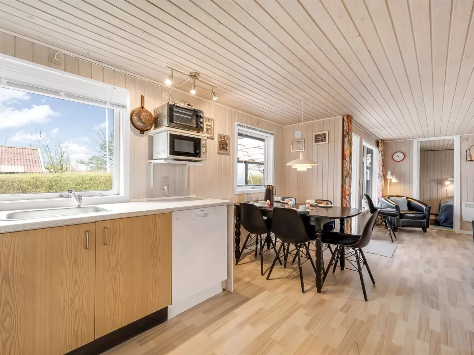 "Hoghni" - 850m to the fjord-Binnen