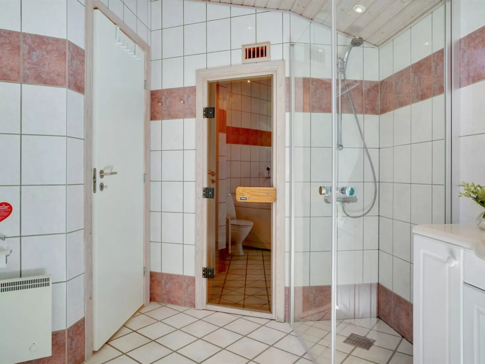 "Orvokki" - 125m from the sea-Binnen