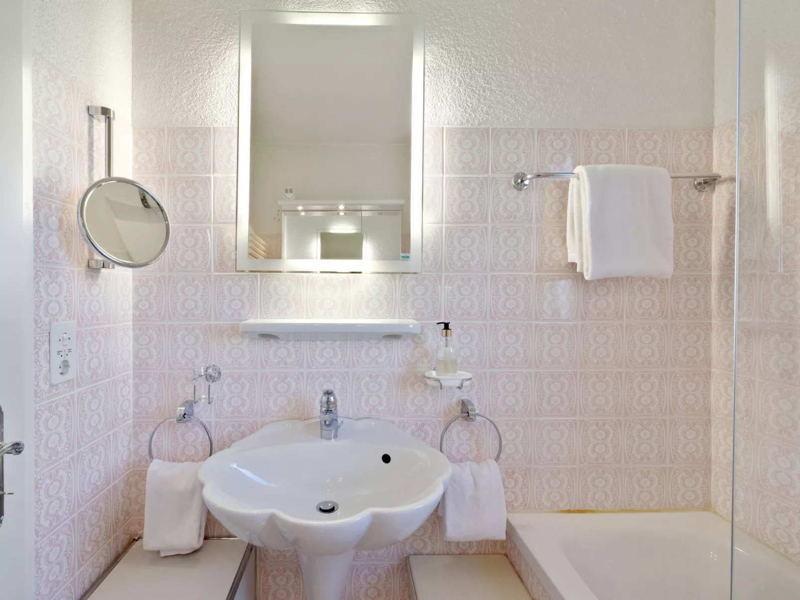 Marigny Dent-Blanche 9-8-Binnen