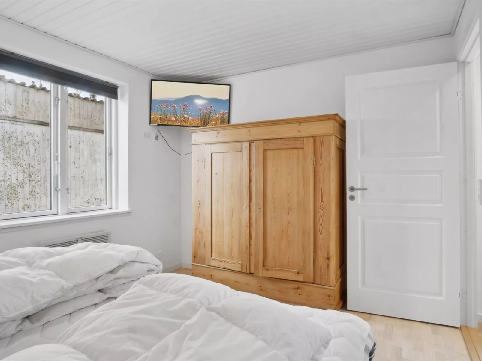 "Janna" - 75m from the sea-Binnen