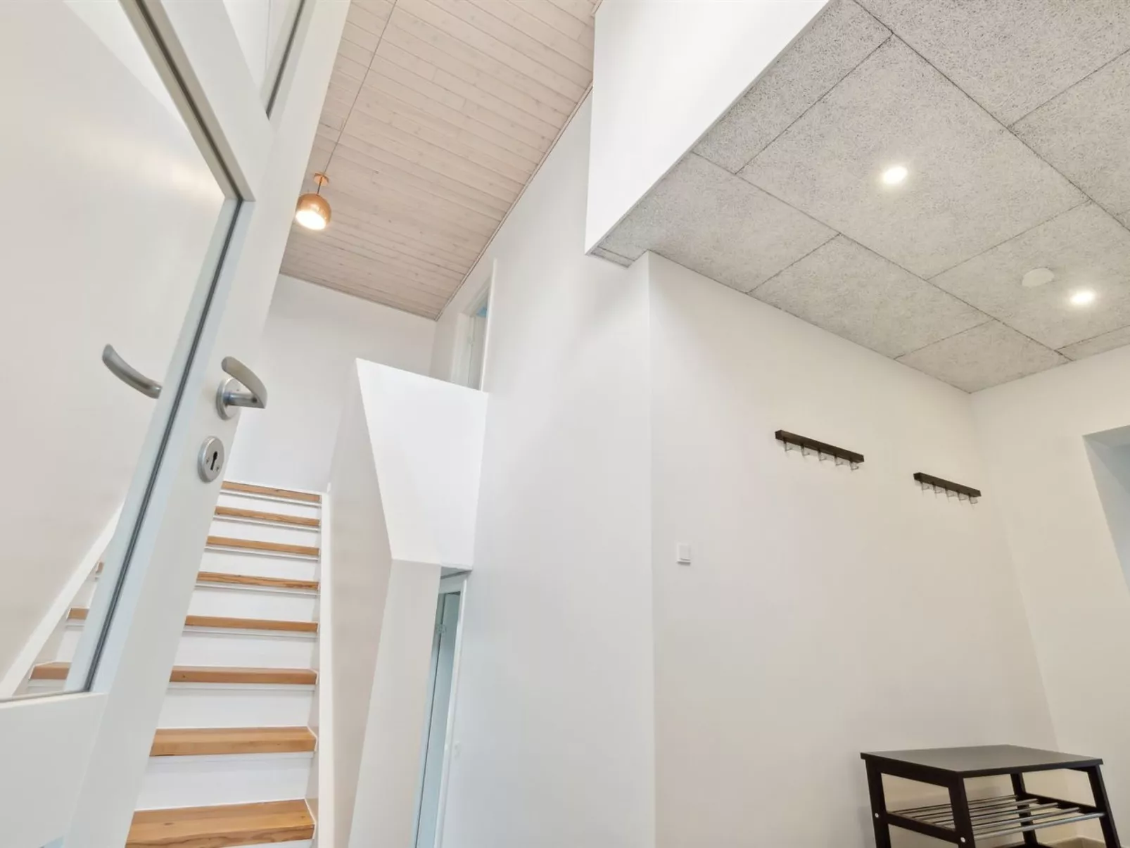 "Elaine" - 350m from the sea-Binnen