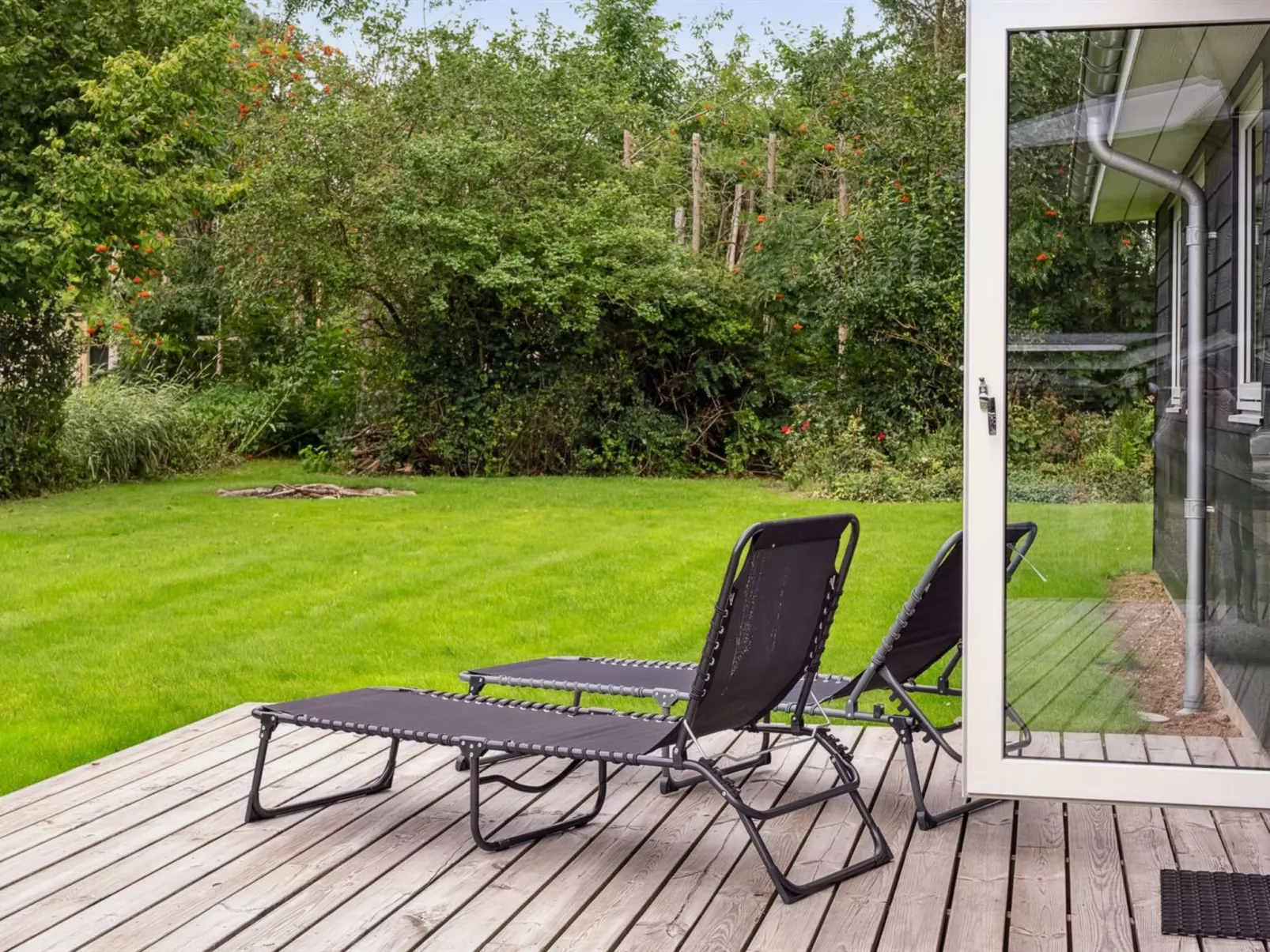 "Rikus" - 300m from the sea-Buiten