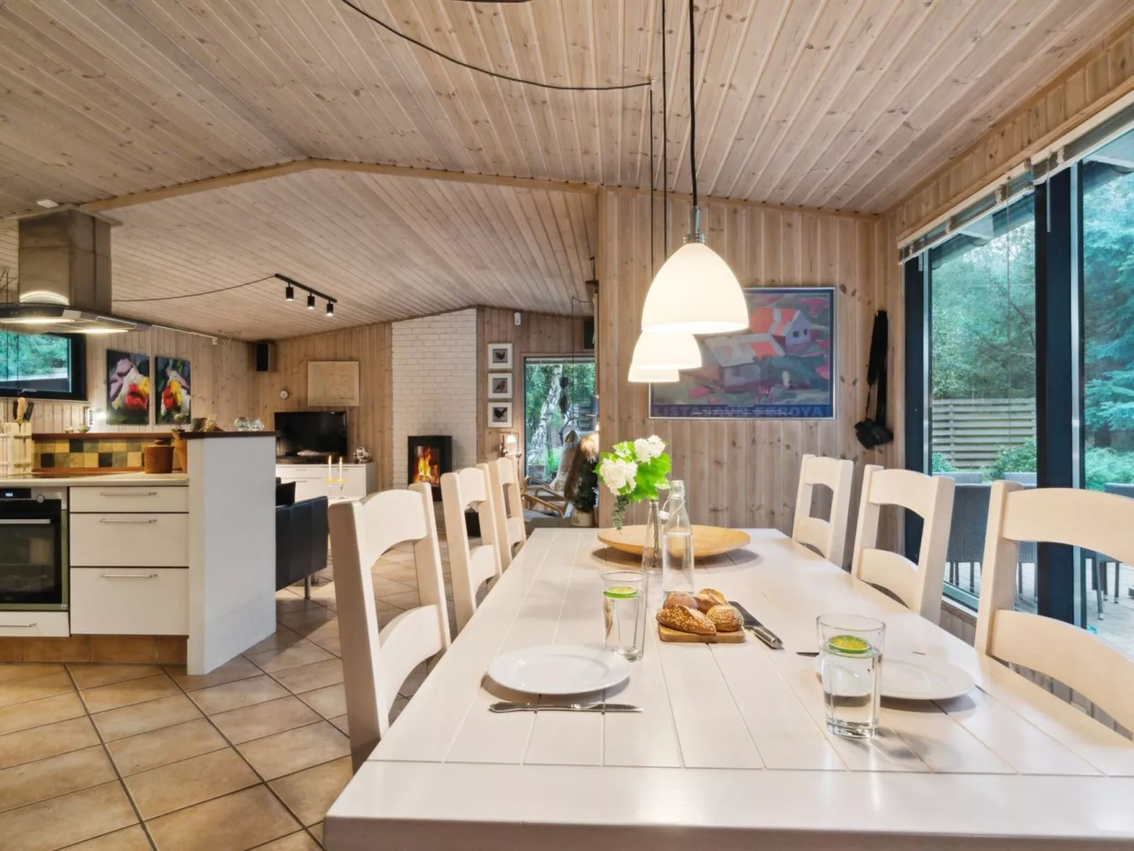 "Aiko" - 375m from the sea-Binnen