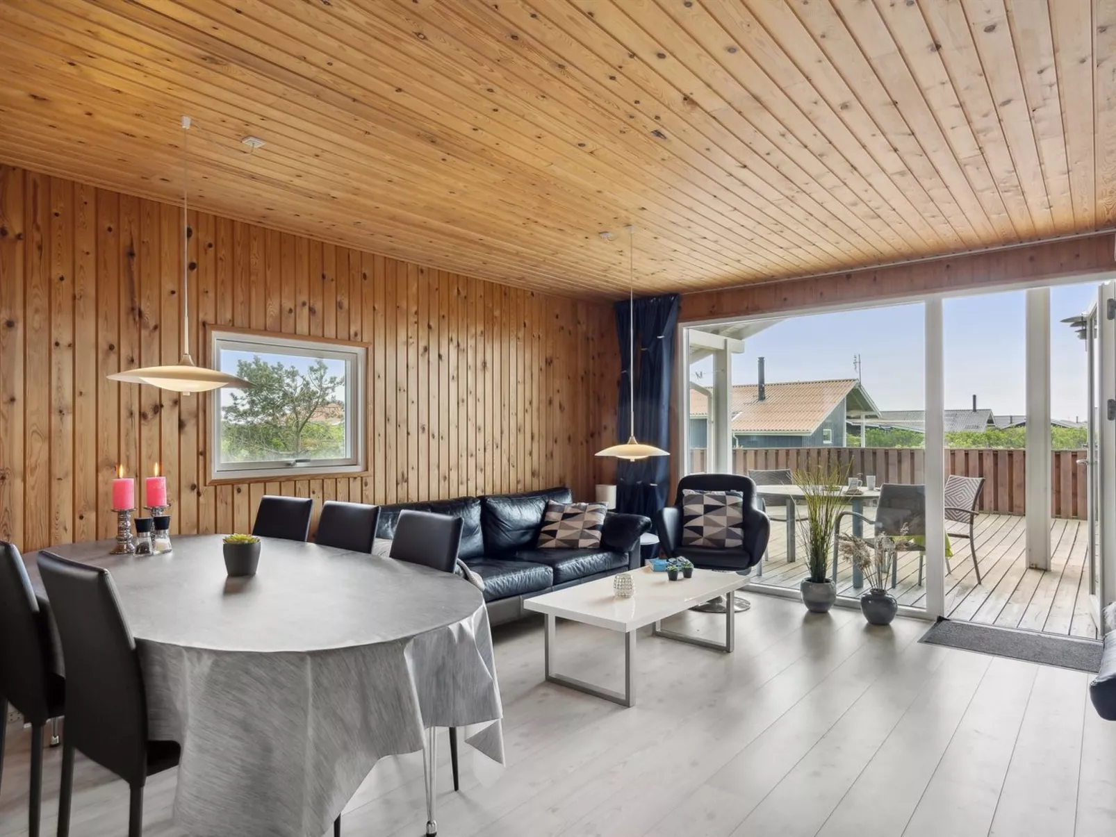 "Wolter" - 700m from the sea-Binnen