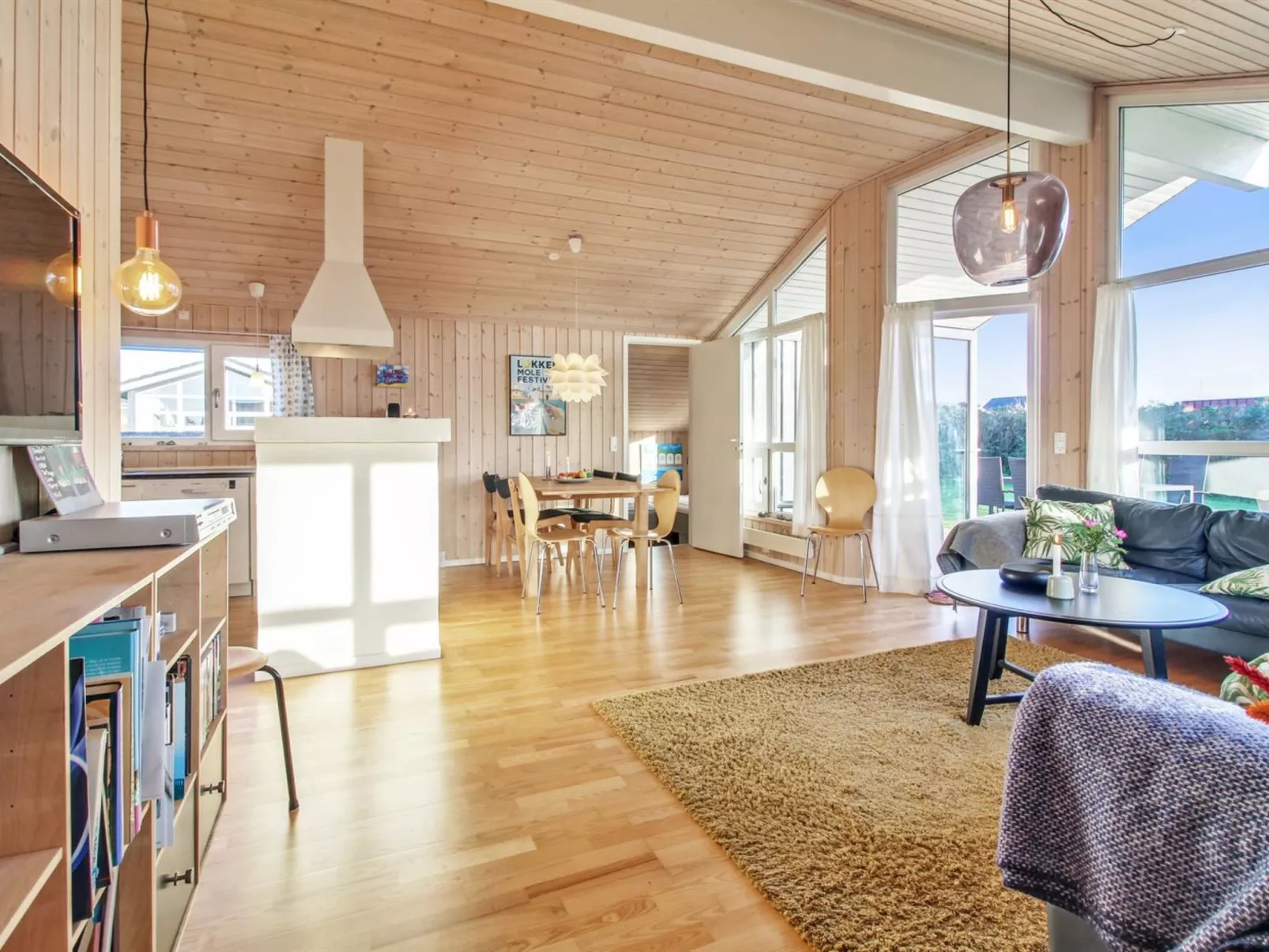 "Freda" - 400m from the sea-Binnen