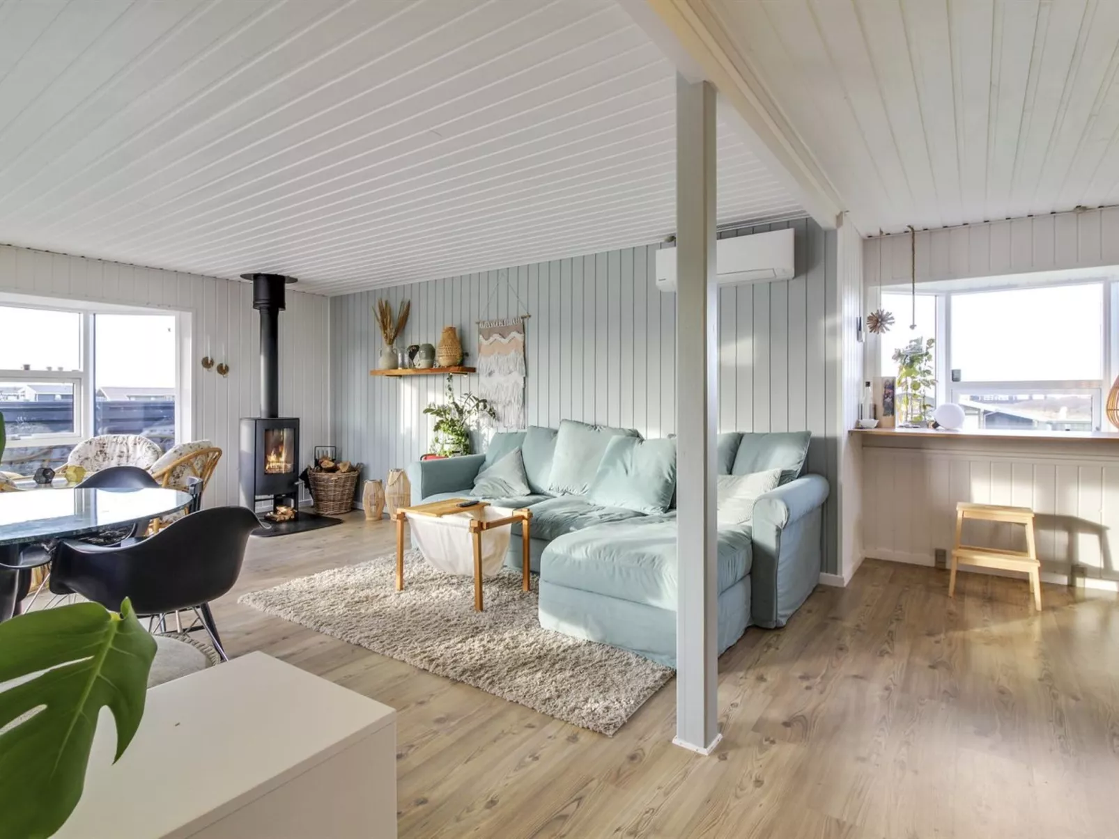 "Frederik" - 250m from the sea-Binnen