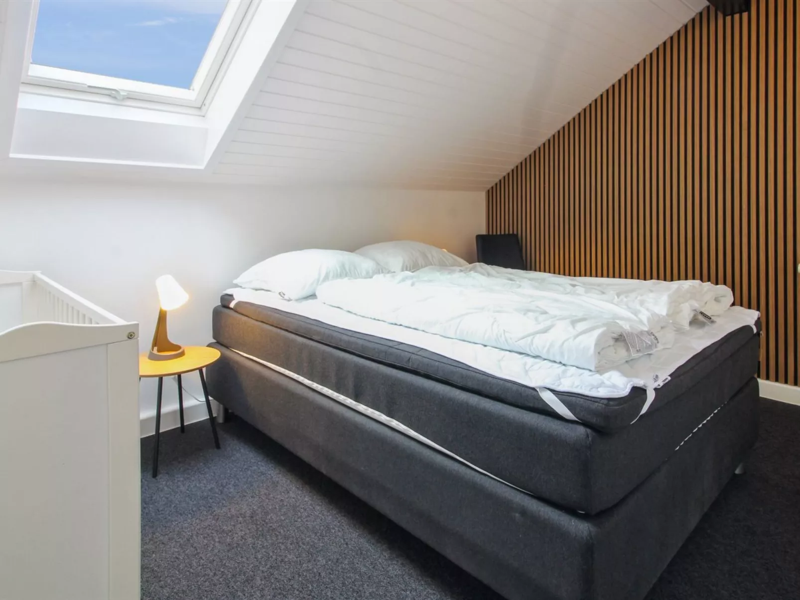 "Ilka" - 2.3km from the sea-Binnen