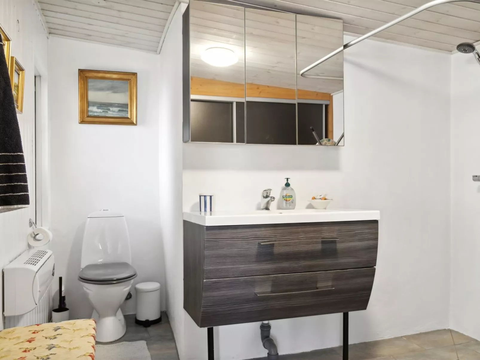 "Tameka" - 10m to the fjord-Binnen