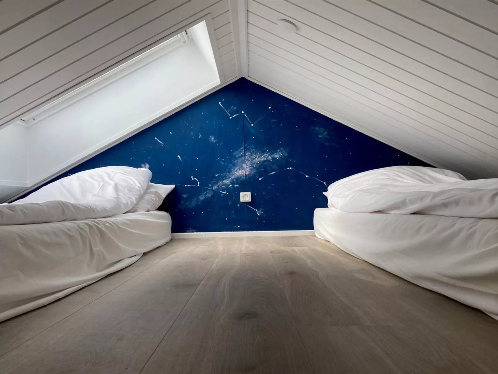 "Ottmar" - 150m from the sea-Binnen