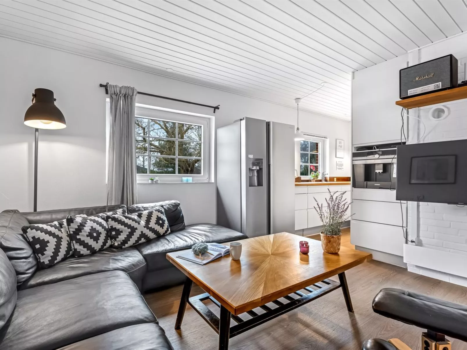 "Rajka" - 800m from the sea-Binnen