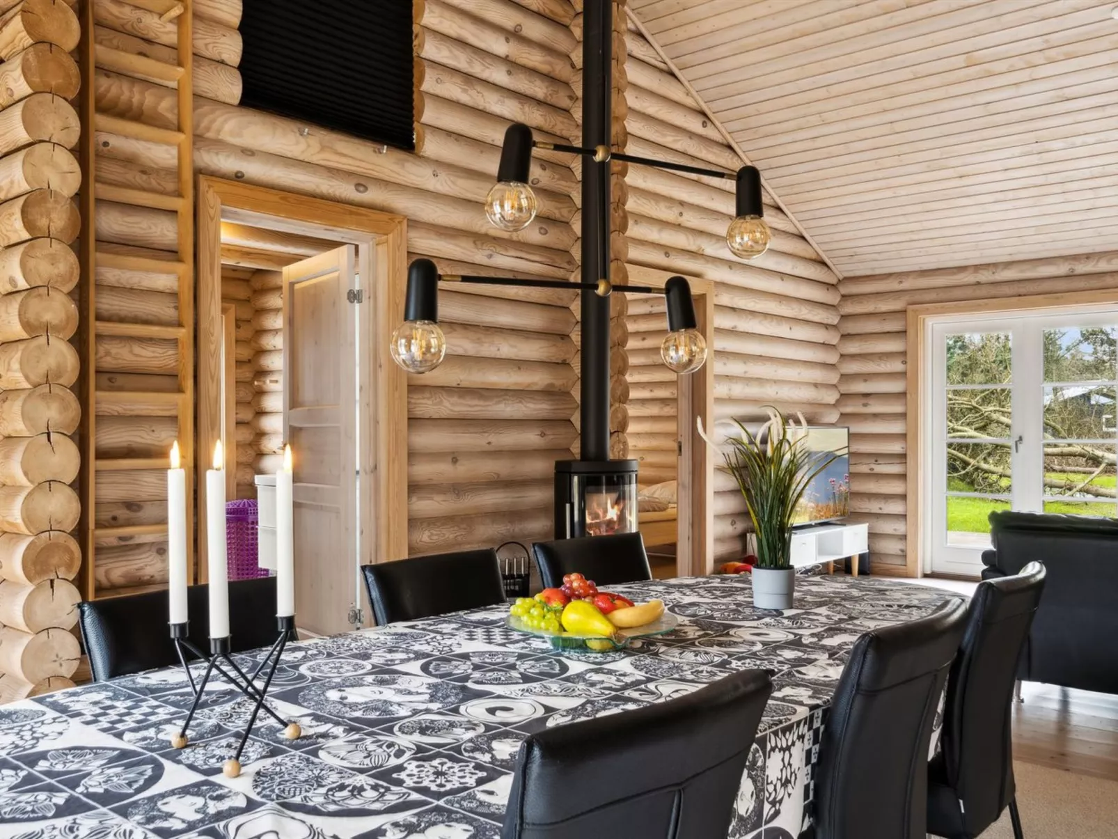 "Luzy" - 1km from the sea-Binnen