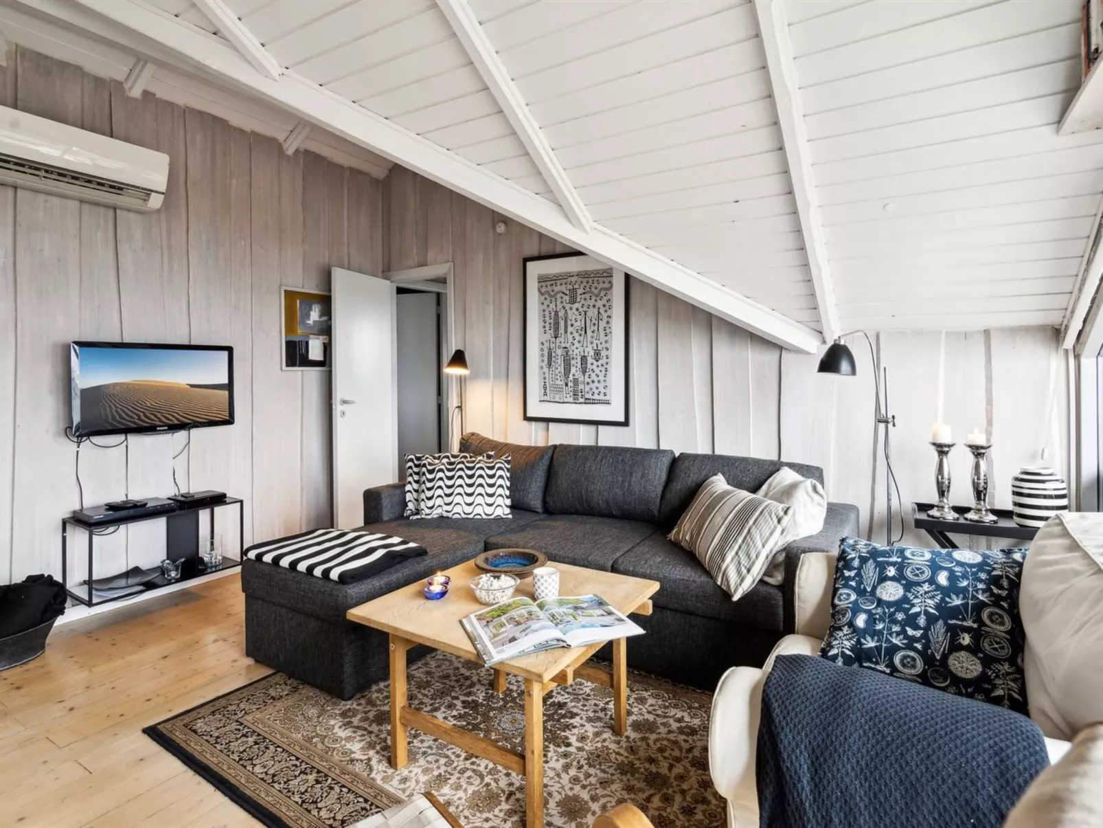 "Anu" - 400m from the sea-Binnen