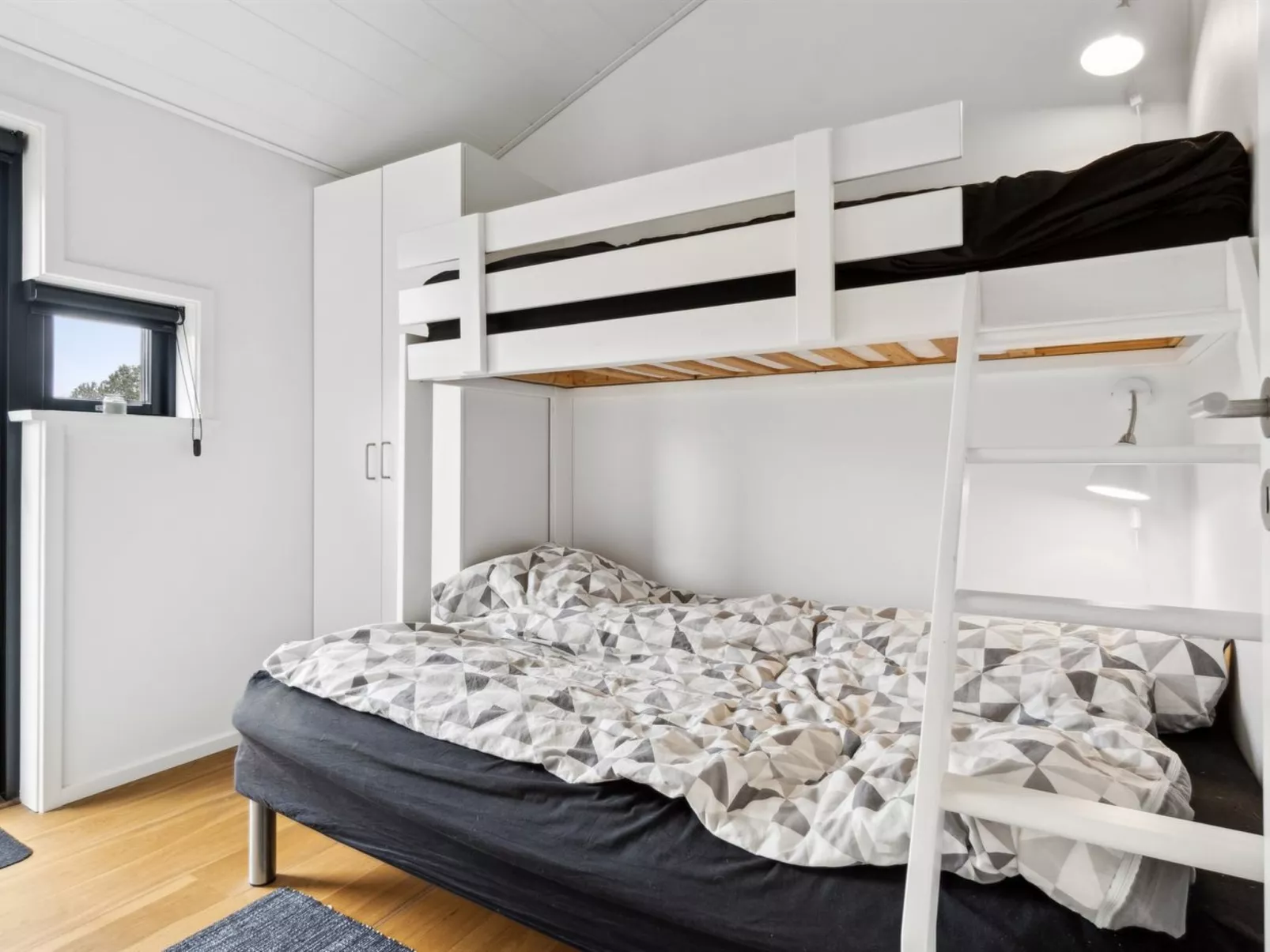 "Einette" - 100m from the sea-Binnen