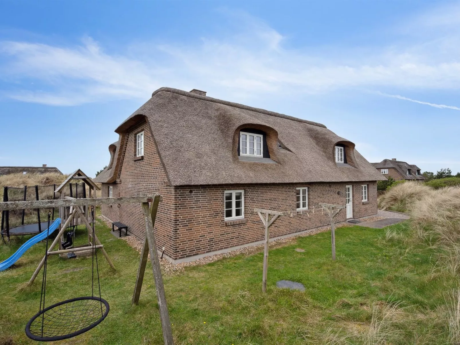 "Domnika" - 350m from the sea-Buiten