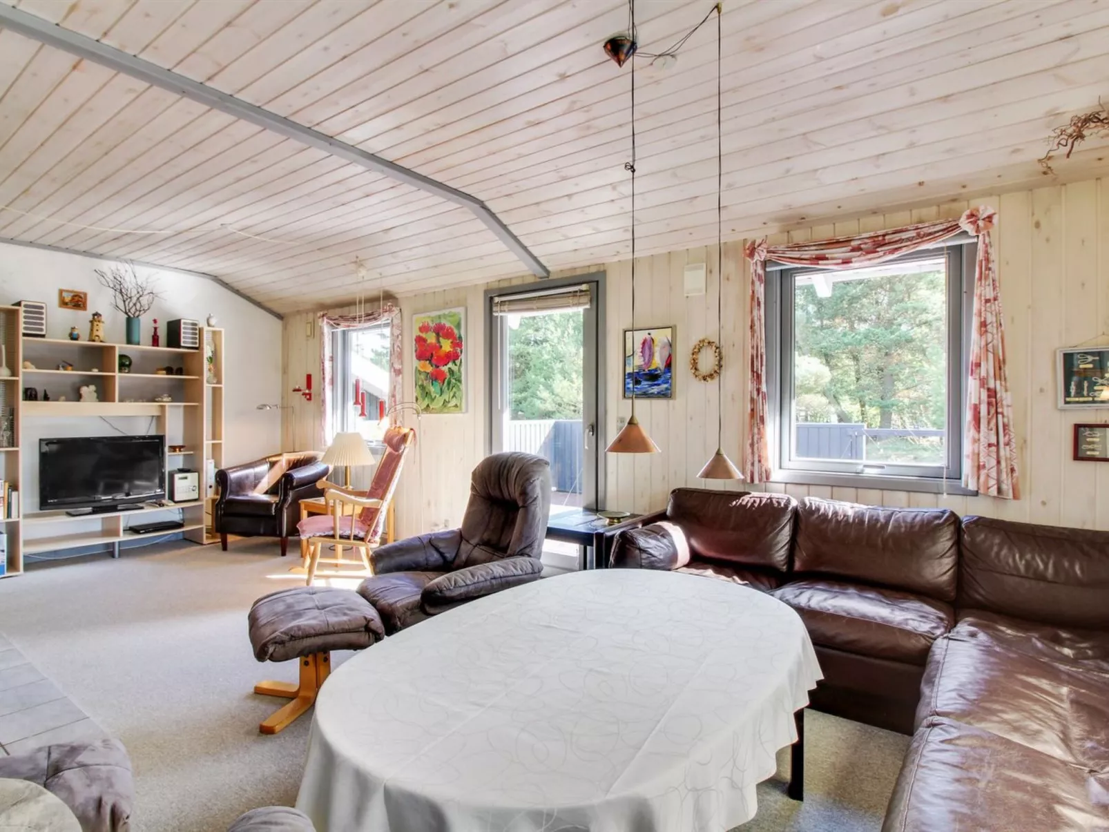 "Tala" - 4km from the sea-Binnen