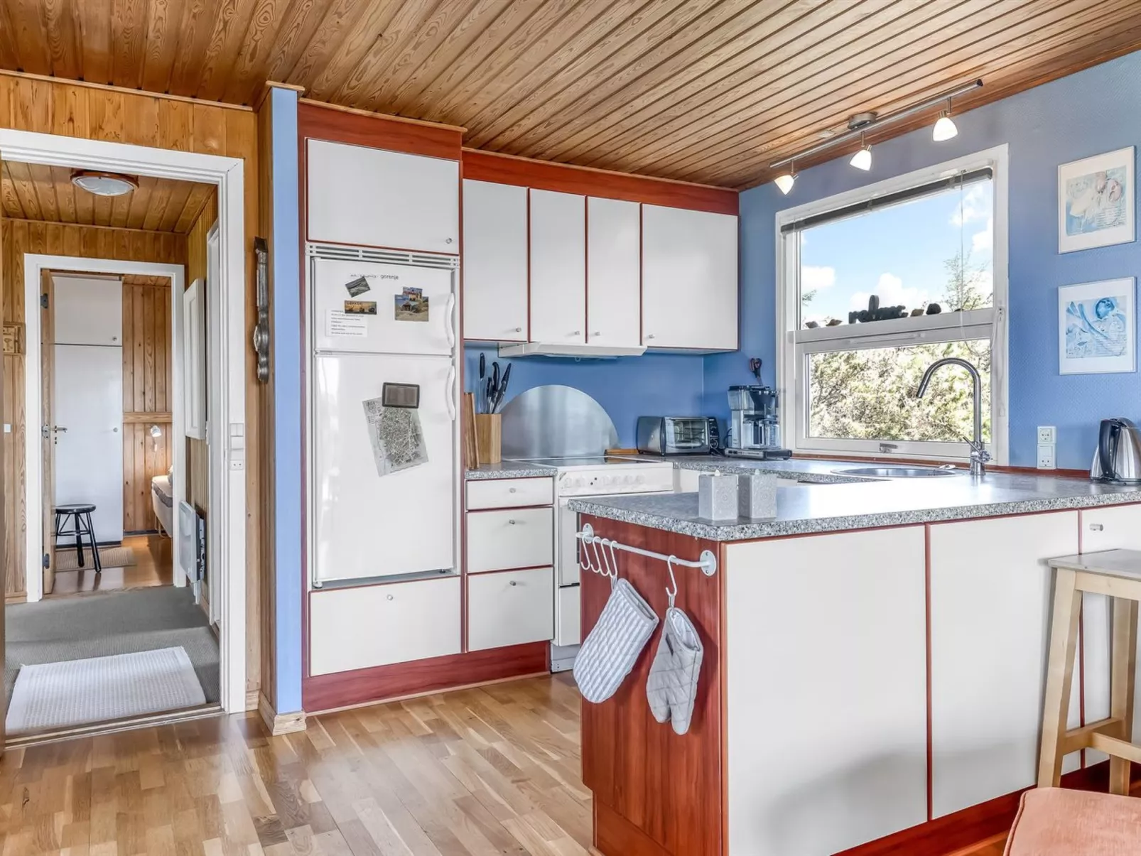 "Letje" - 500m from the sea-Binnen