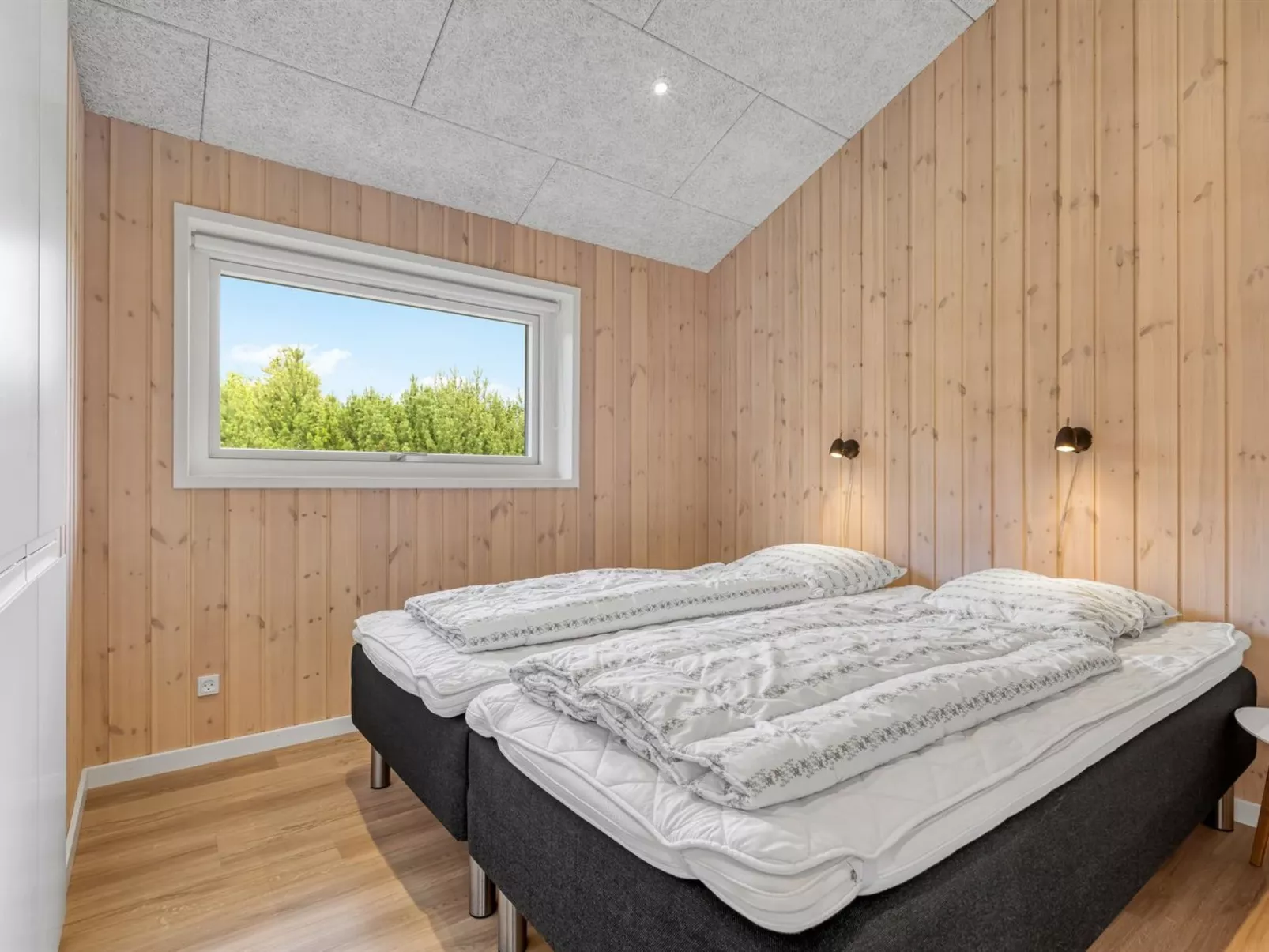 "Aleksa" - 500m from the sea-Binnen