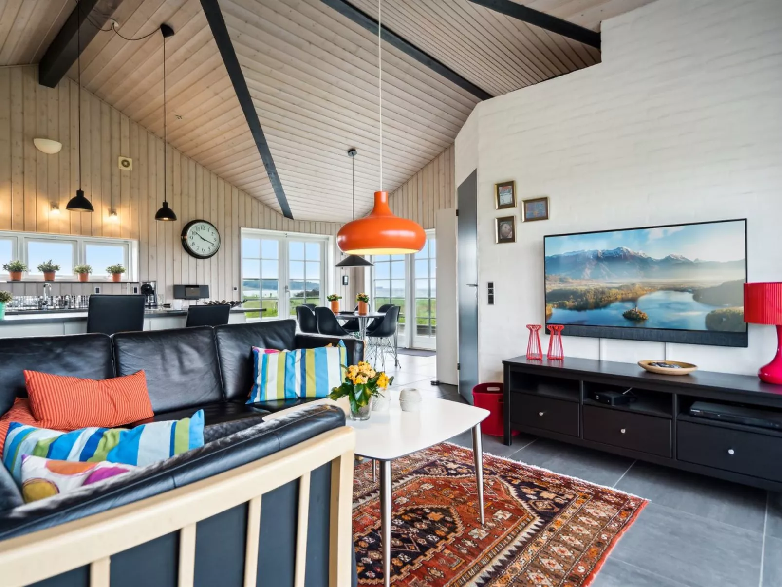 "Dory" - 30m from the sea-Binnen