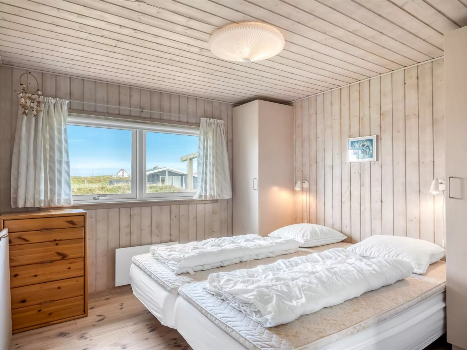 "Hughe" - 200m from the sea-Binnen