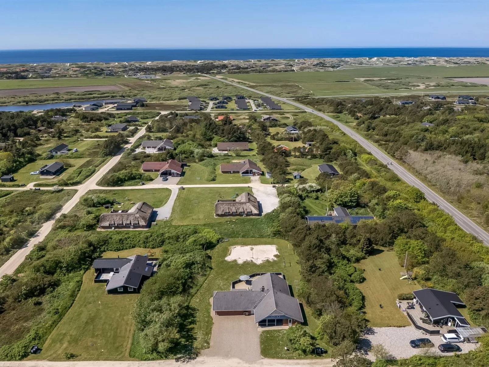 "Aage" - 1.7km from the sea-Buiten