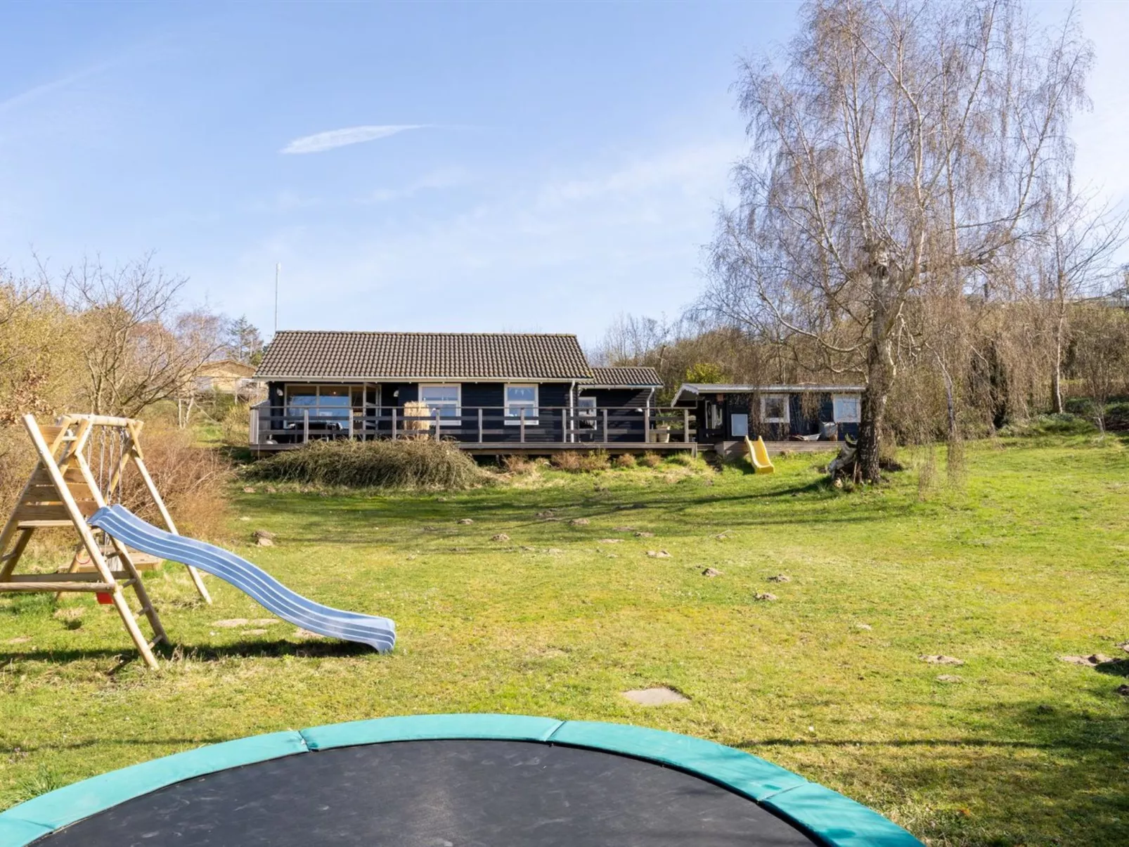 "Usbjorn" - 500m from the sea-Buiten