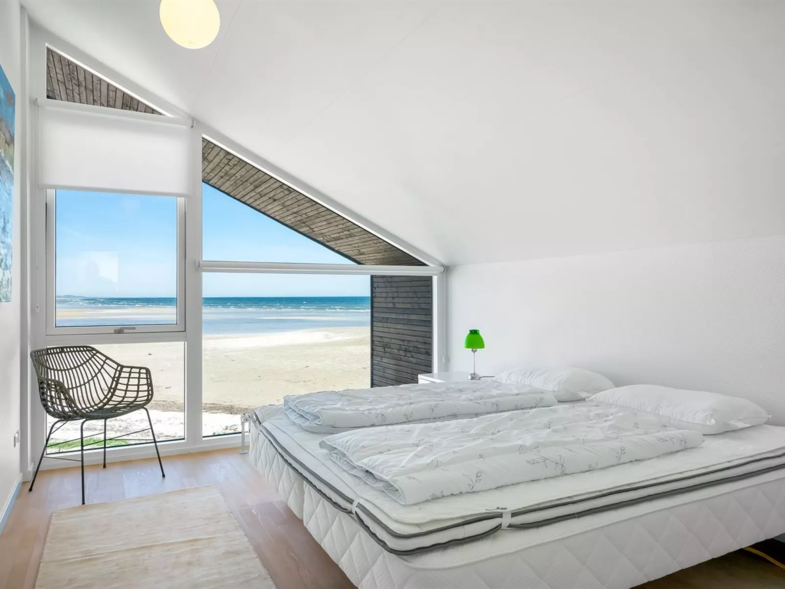 "Eleanore" - 25m from the sea-Binnen