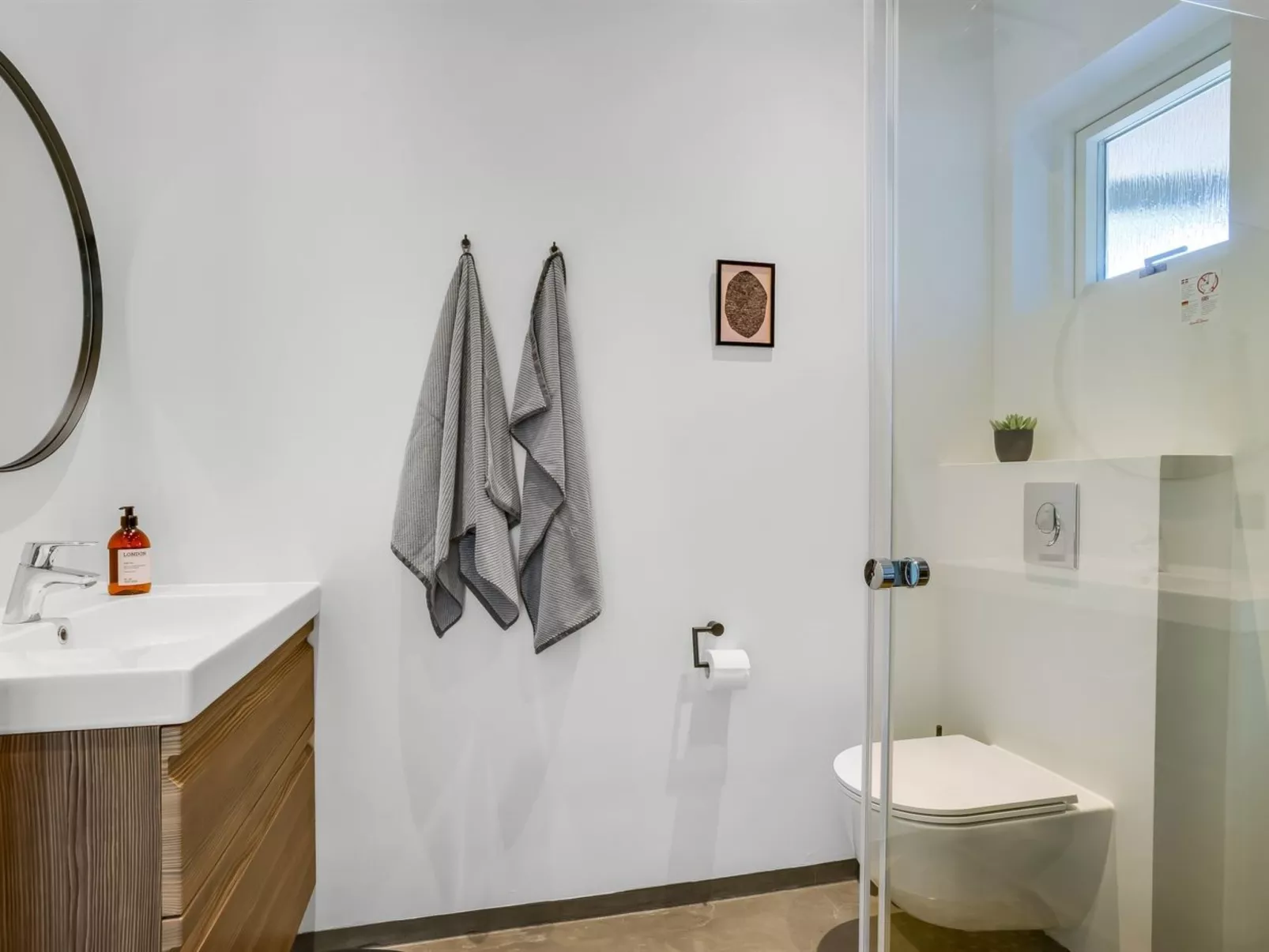 "Melina" - 900m to the fjord-Binnen