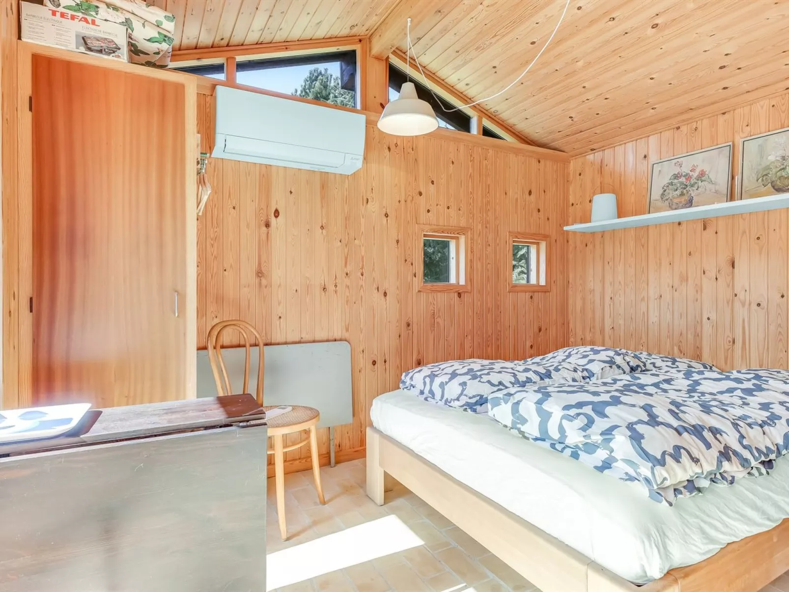 "Amarie" - 1km from the sea-Binnen