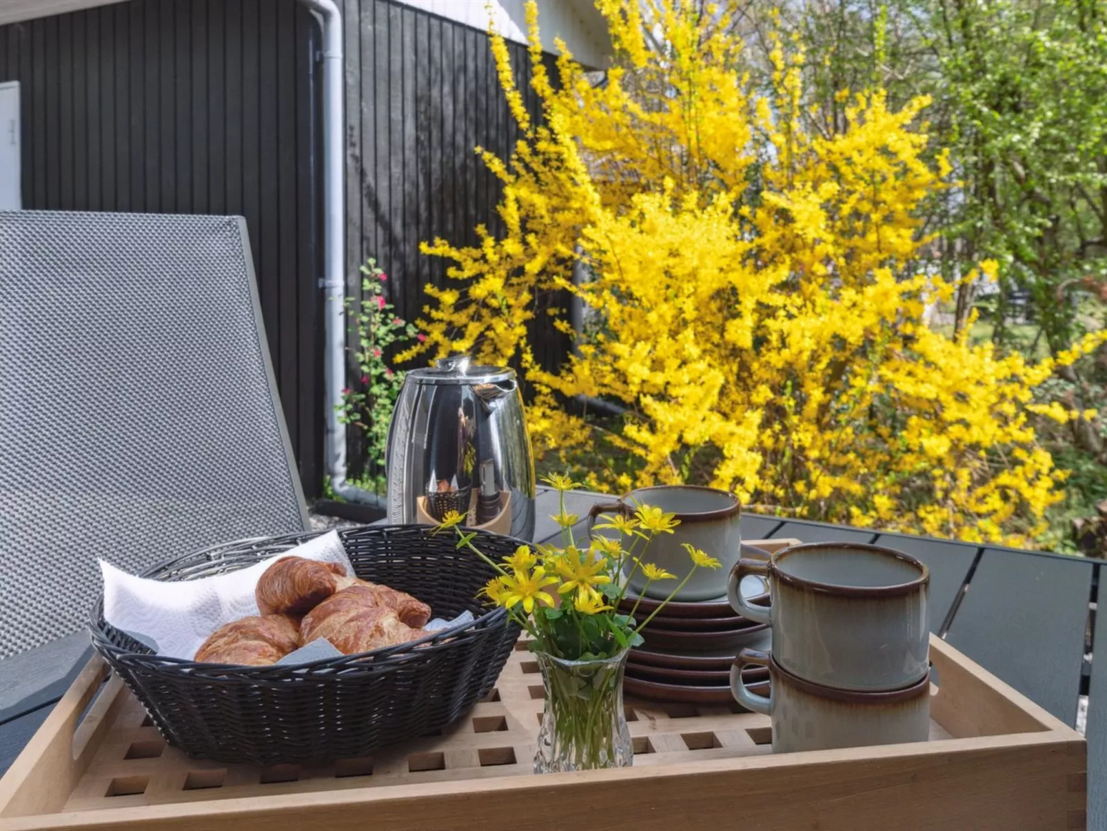 "Gjertrud" - 1km from the sea-Buiten