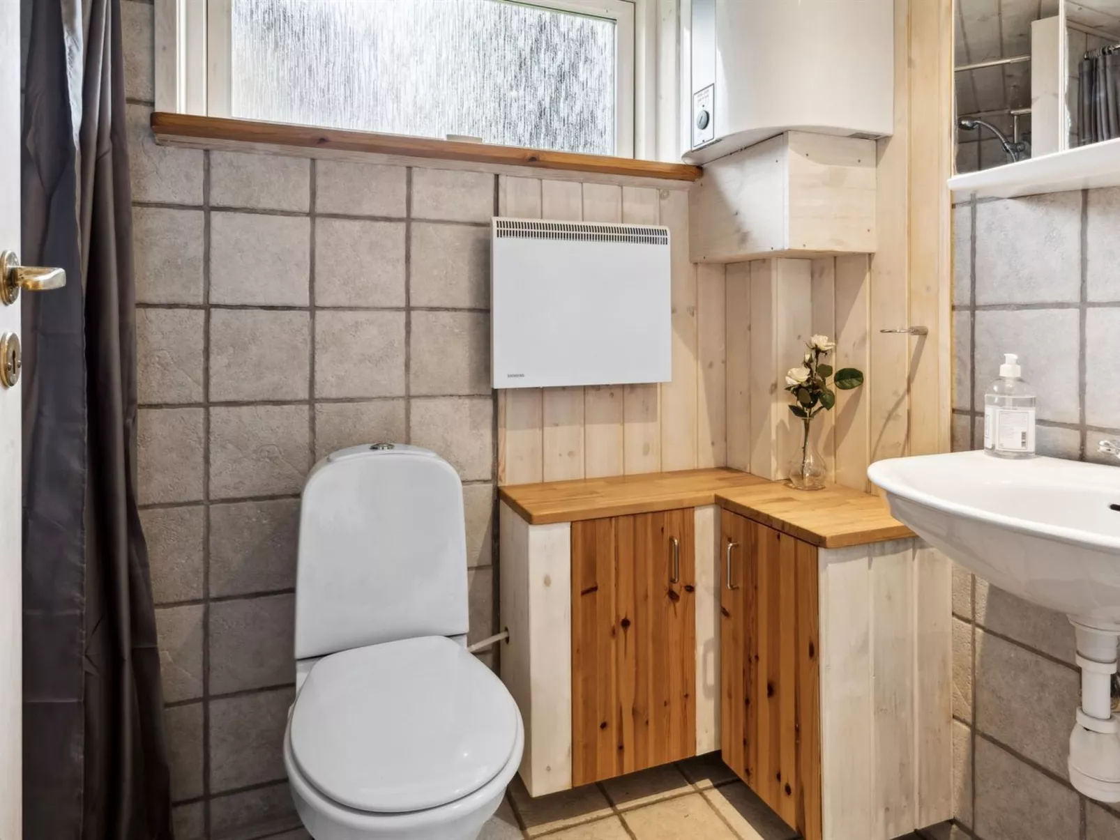 "Avni" - 300m from the sea-Binnen