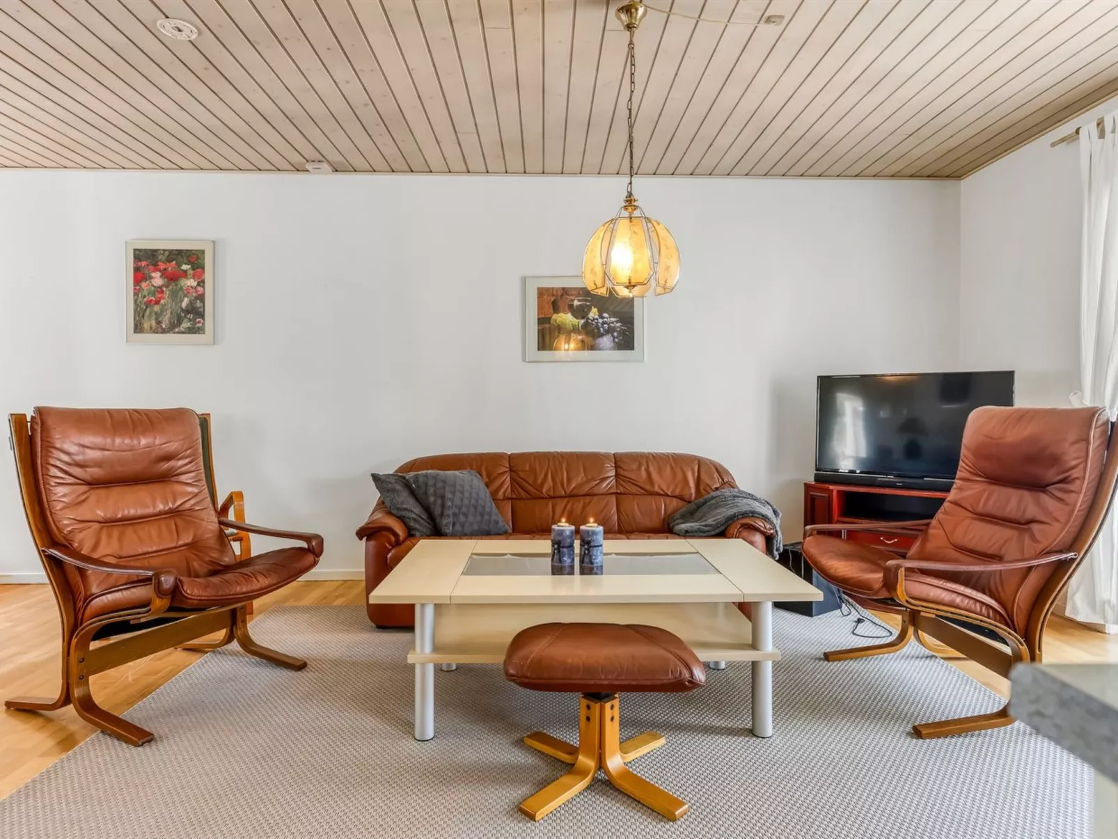 "Gilbert" - 500m from the sea-Binnen