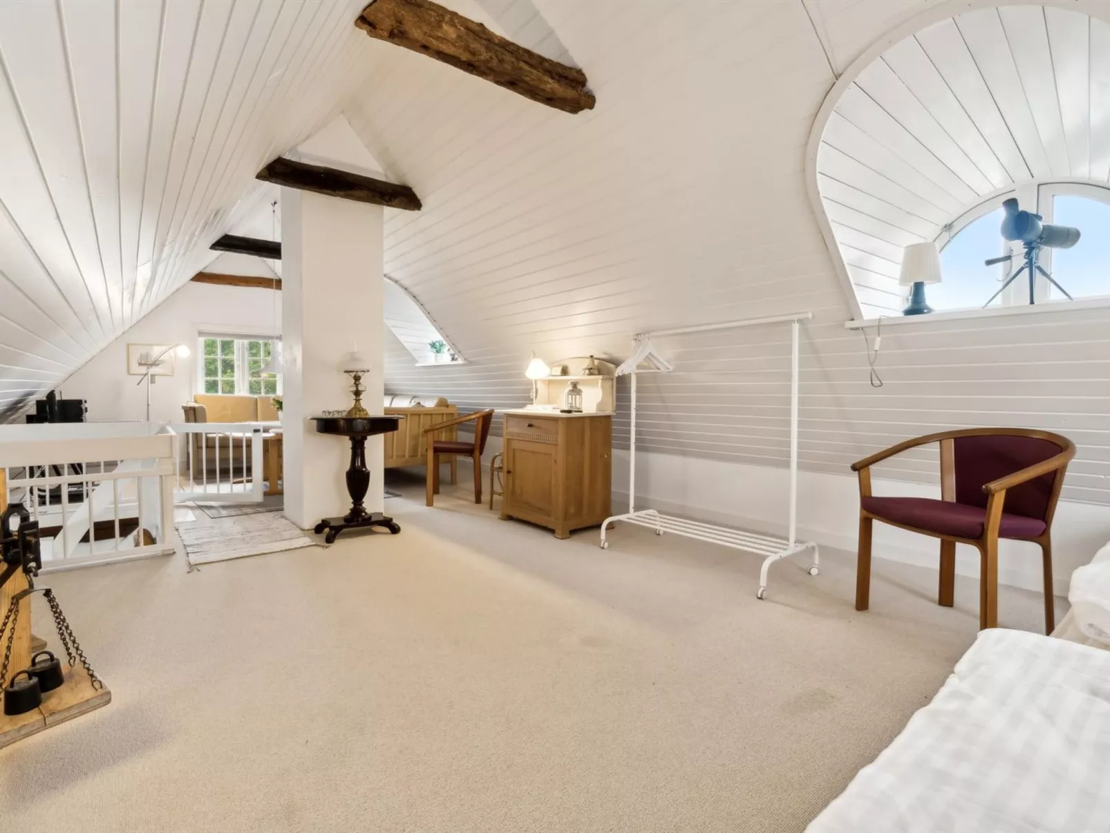 "Leoni" - 115m from the sea-Binnen