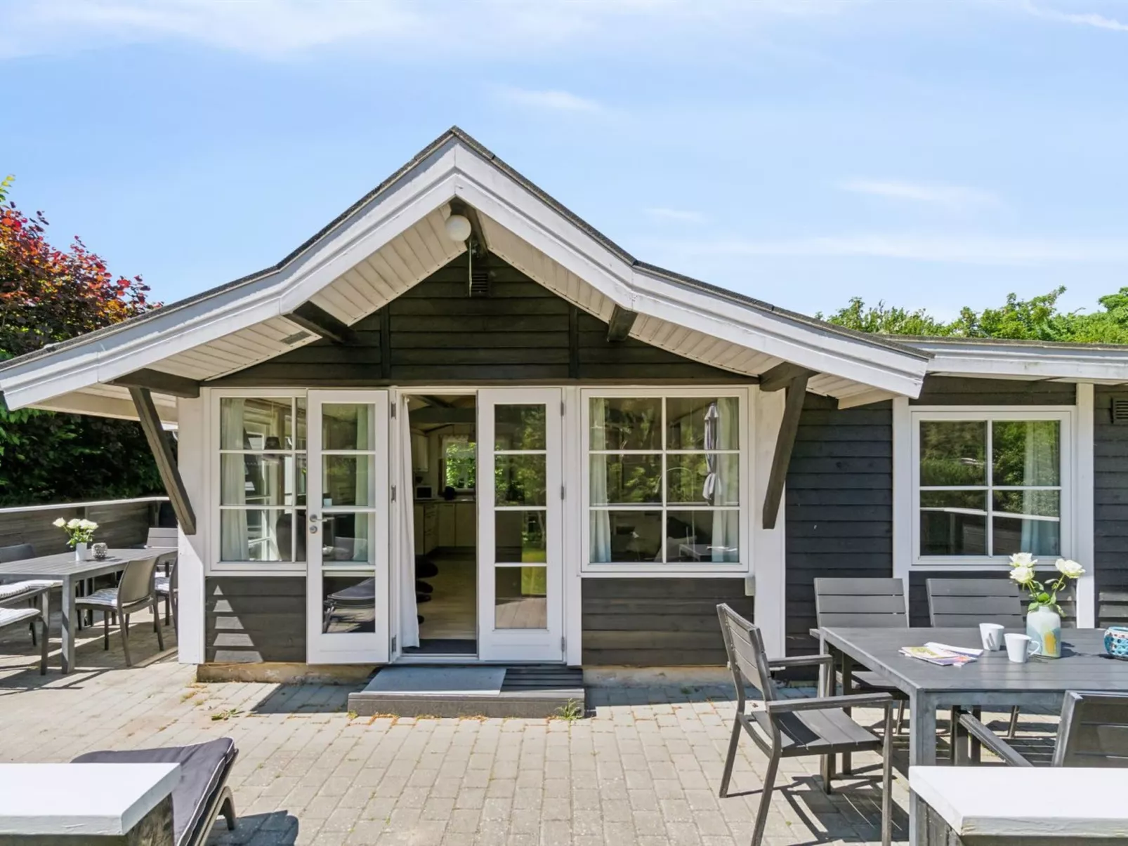 "Horsten" - 270m from the sea-Buiten