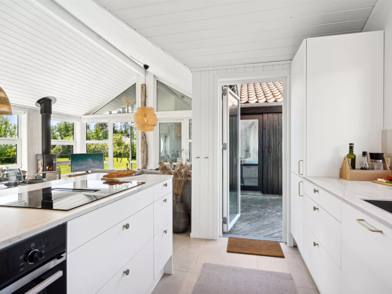 "Hermund" - 100m from the sea-Binnen