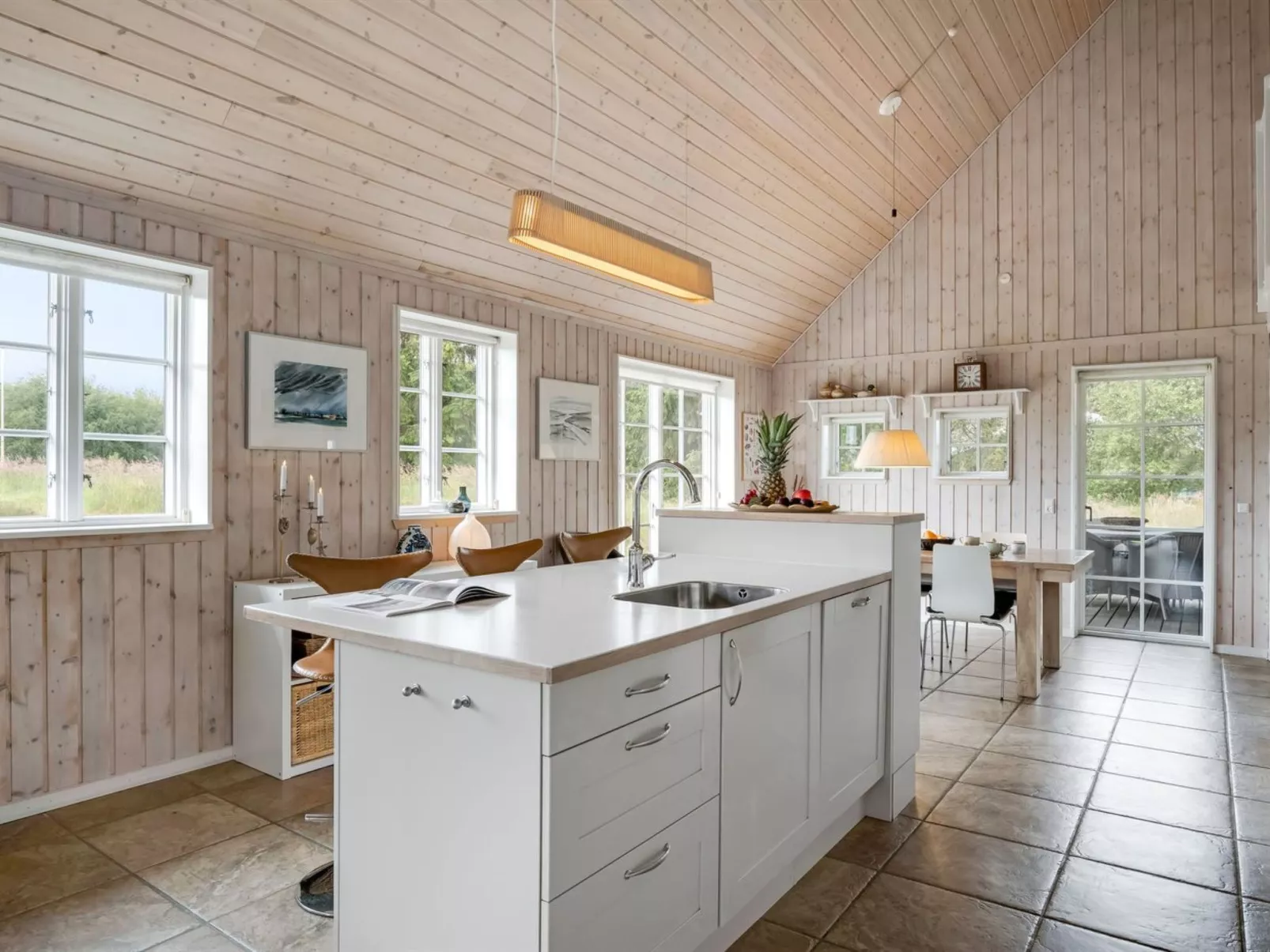 "Helmi" - 1.5km from the sea-Binnen