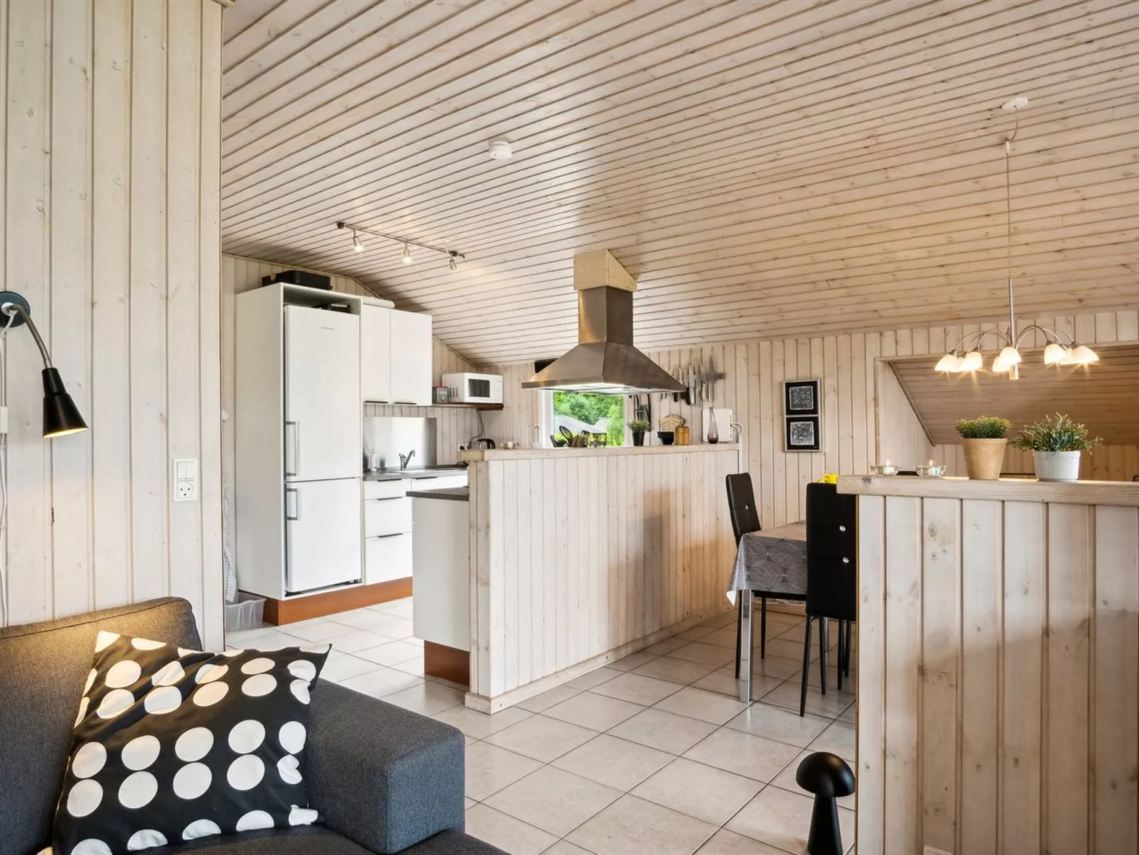 "Telli" - 350m from the sea-Binnen