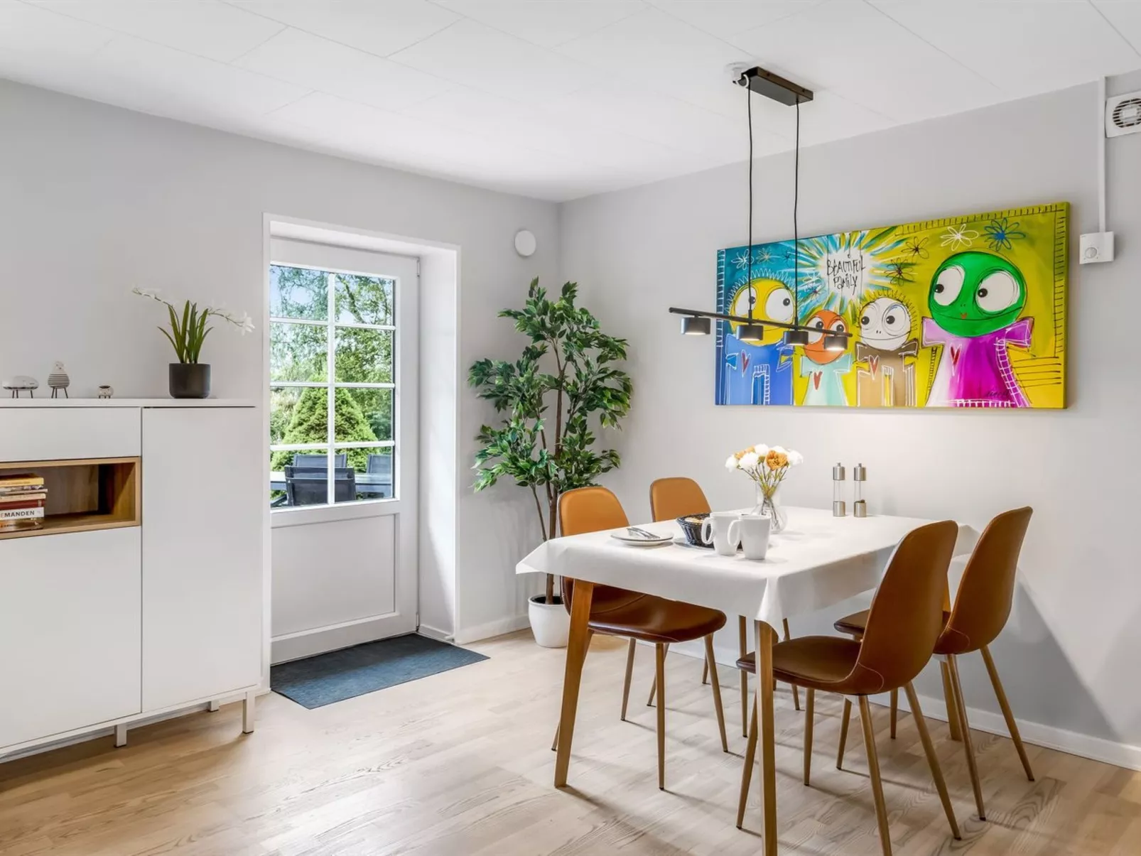 "Saran" - 30km from the sea-Binnen