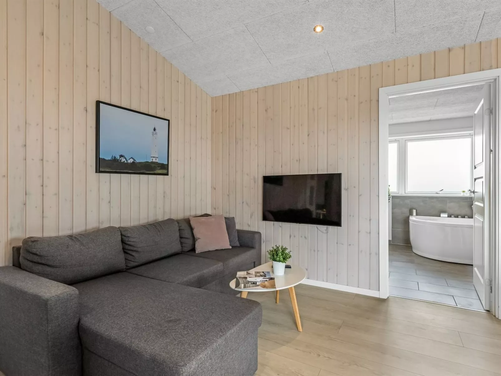 "Emeli" - 400m from the sea-Binnen