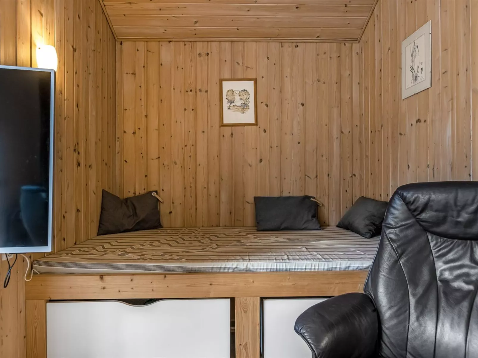 "Brunetta" - 350m from the sea-Binnen