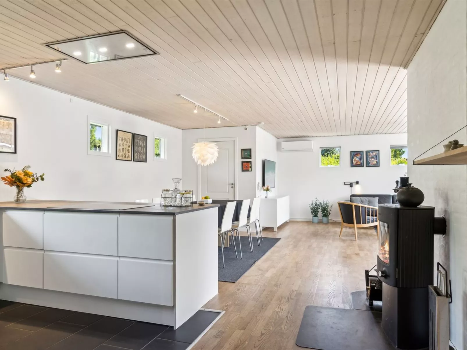 "Danja" - 1.7km from the sea-Binnen