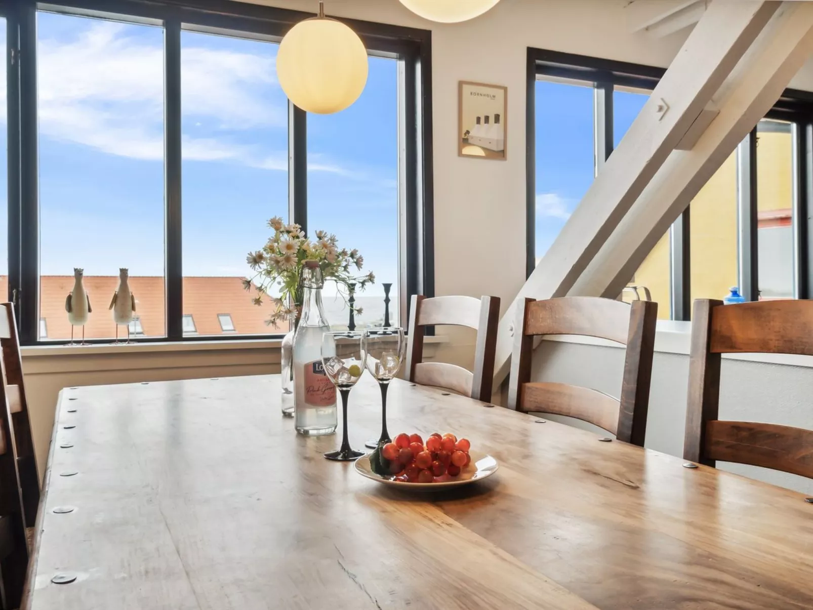 "Sverkel" - 100m from the sea-Binnen