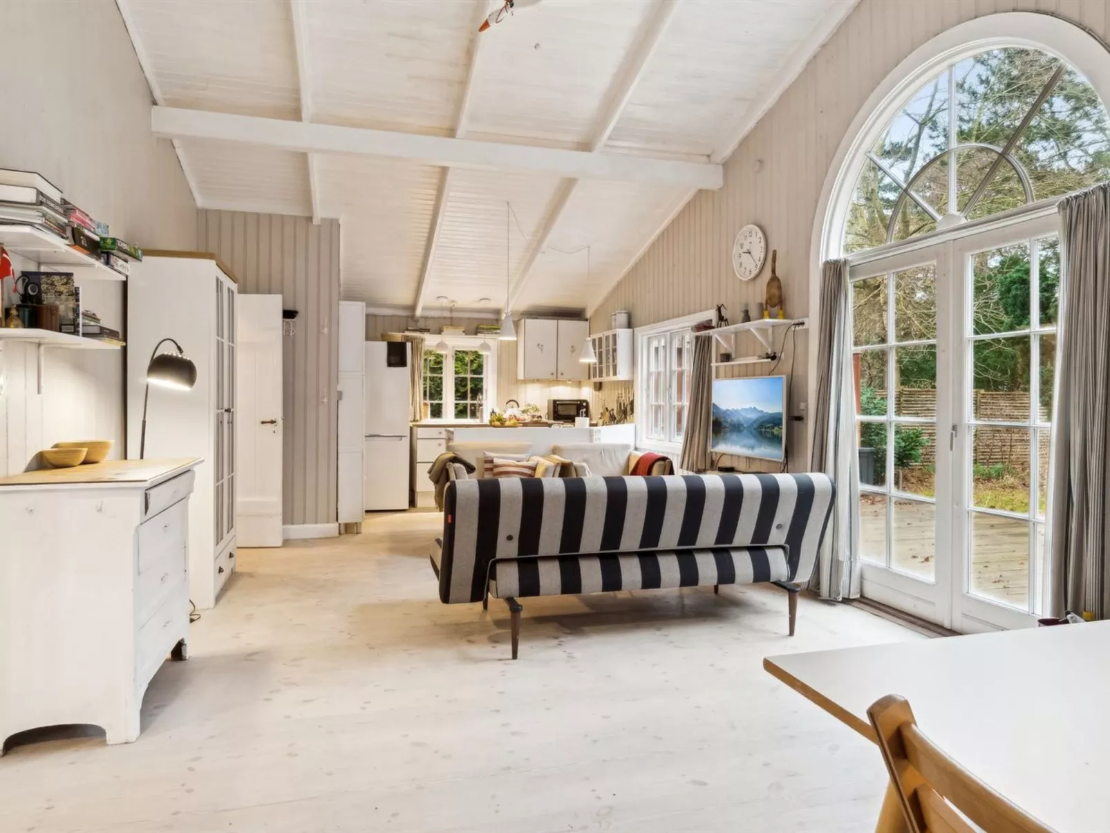 "Galathea" - 175m from the sea-Binnen