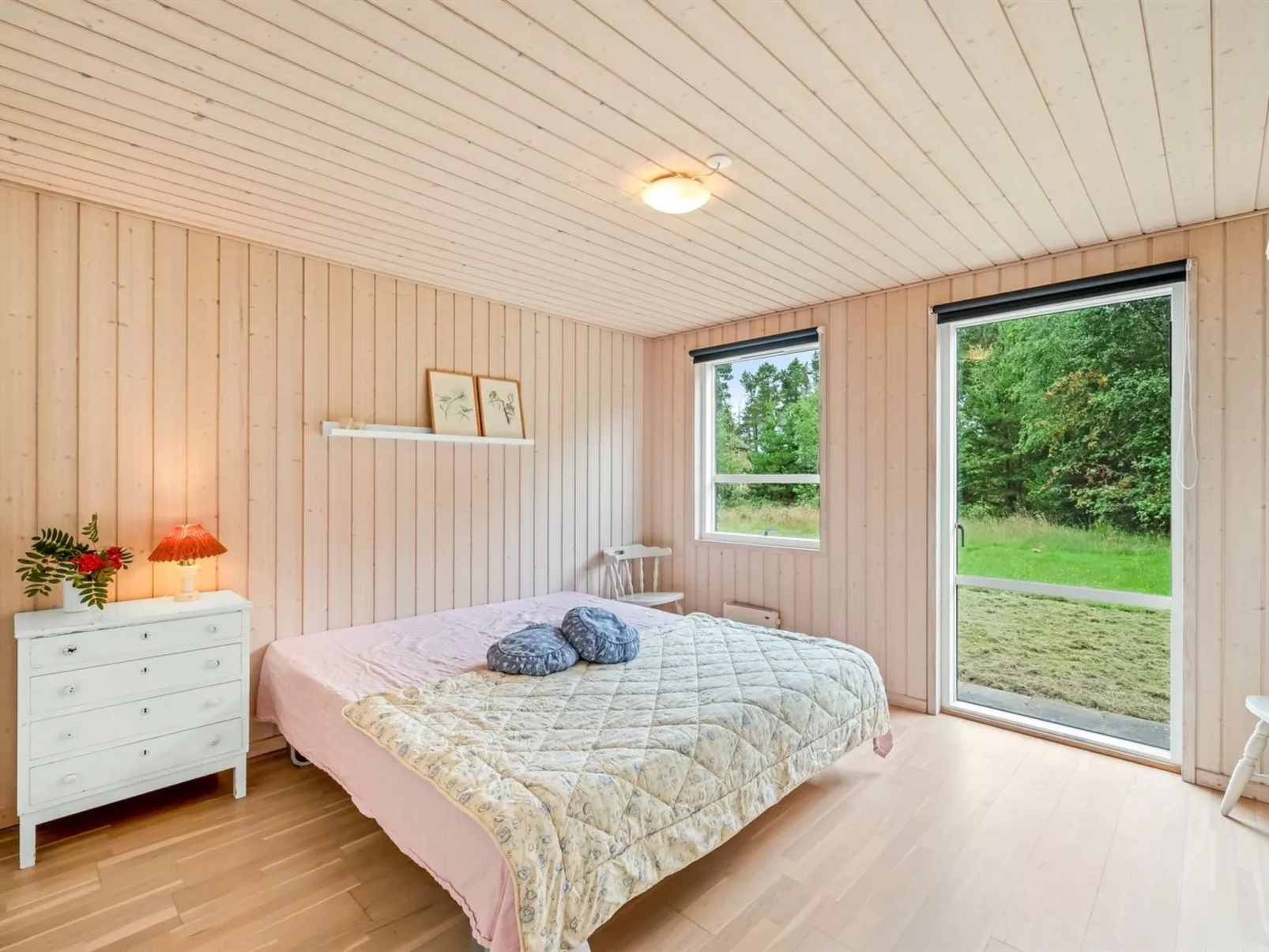 "Trena" - 1.2km to the fjord-Binnen